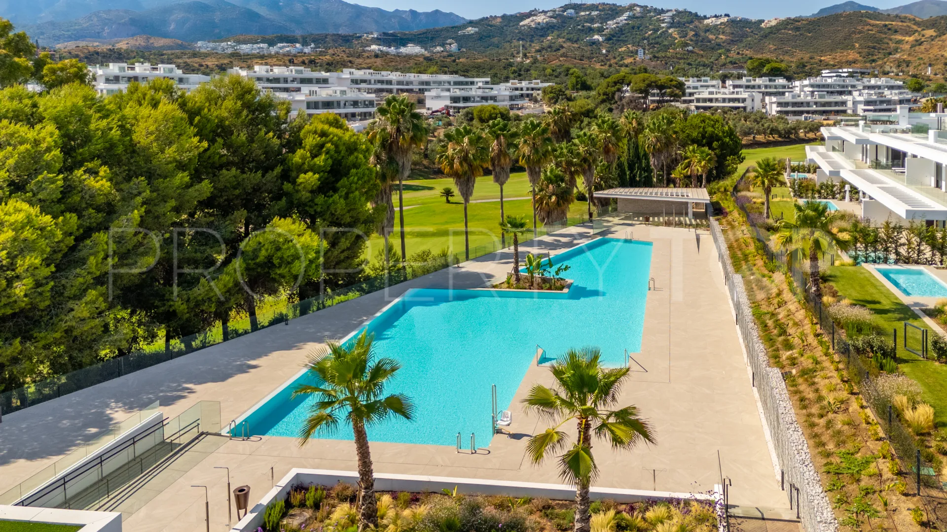Apartment for sale in Marbella East