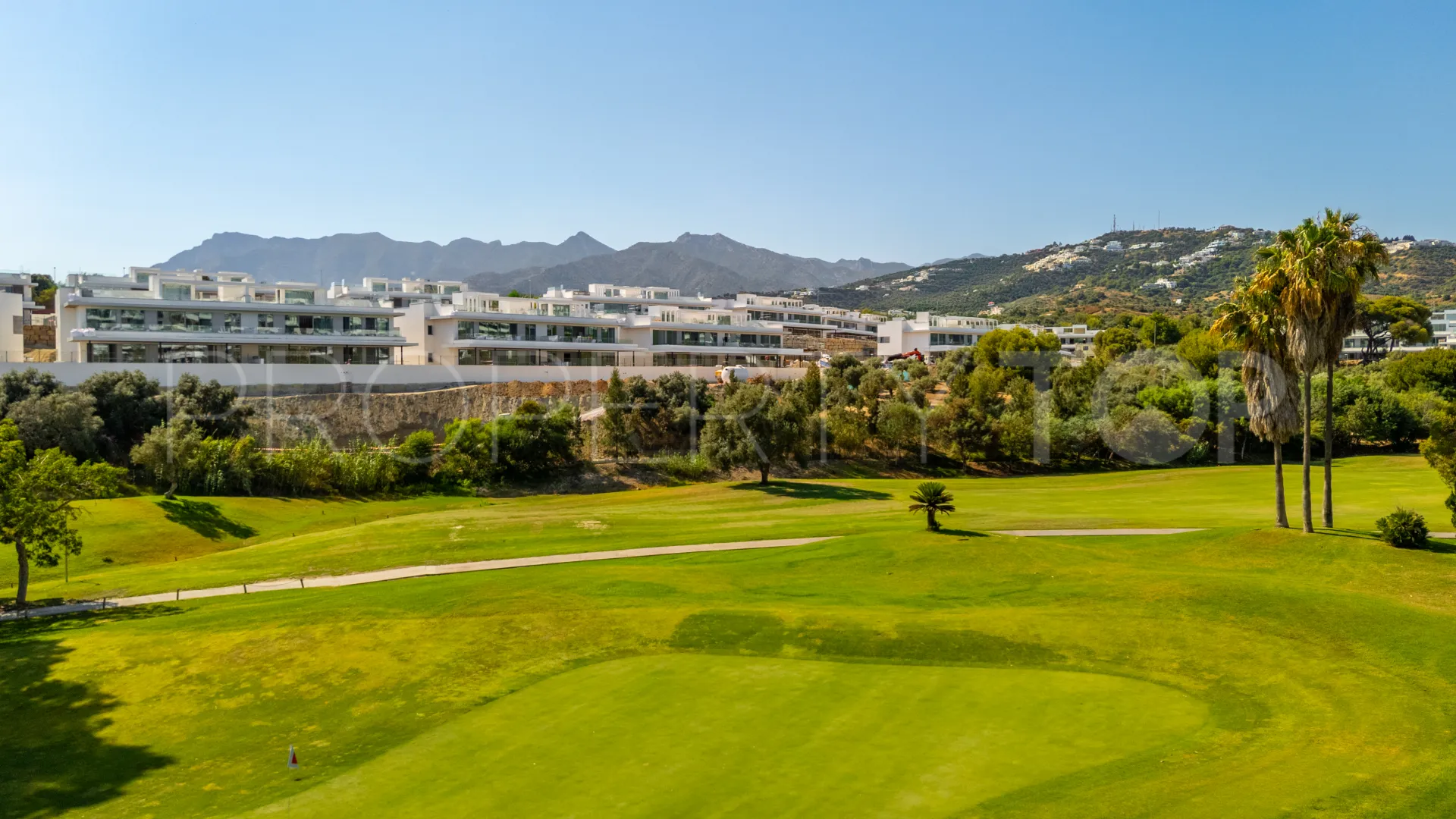 Apartment for sale in Marbella East