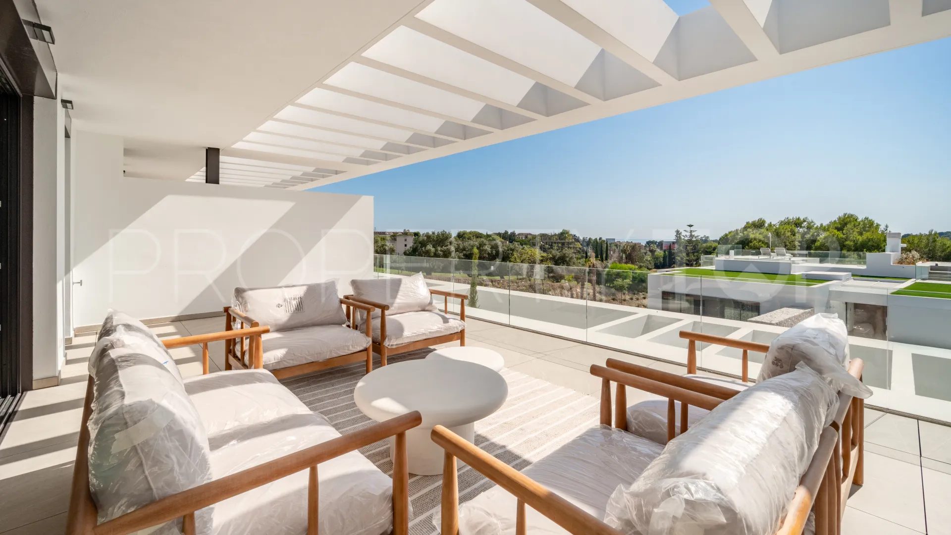 Apartment for sale in Marbella East
