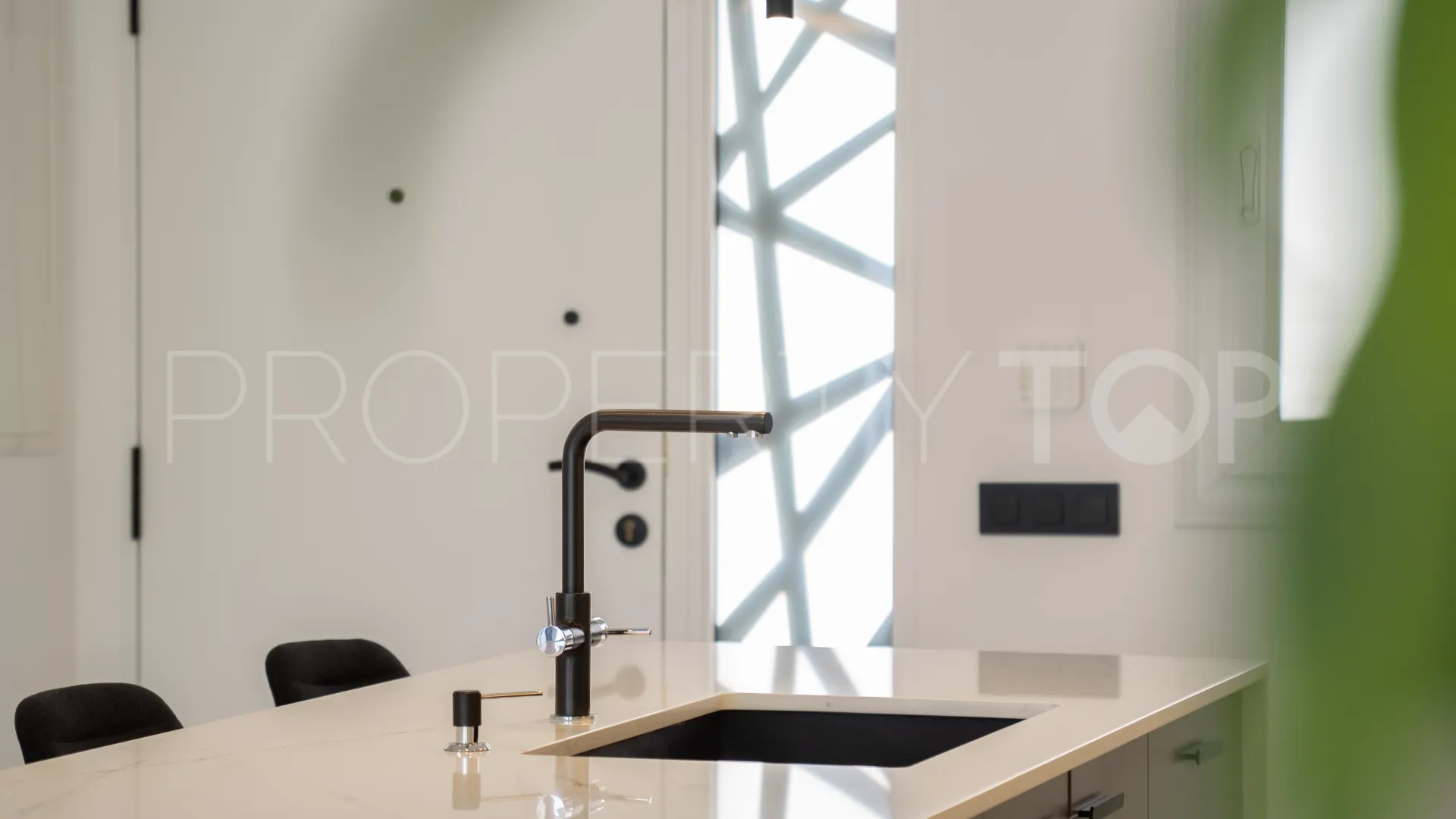 Town house in Balcón del Golf for sale