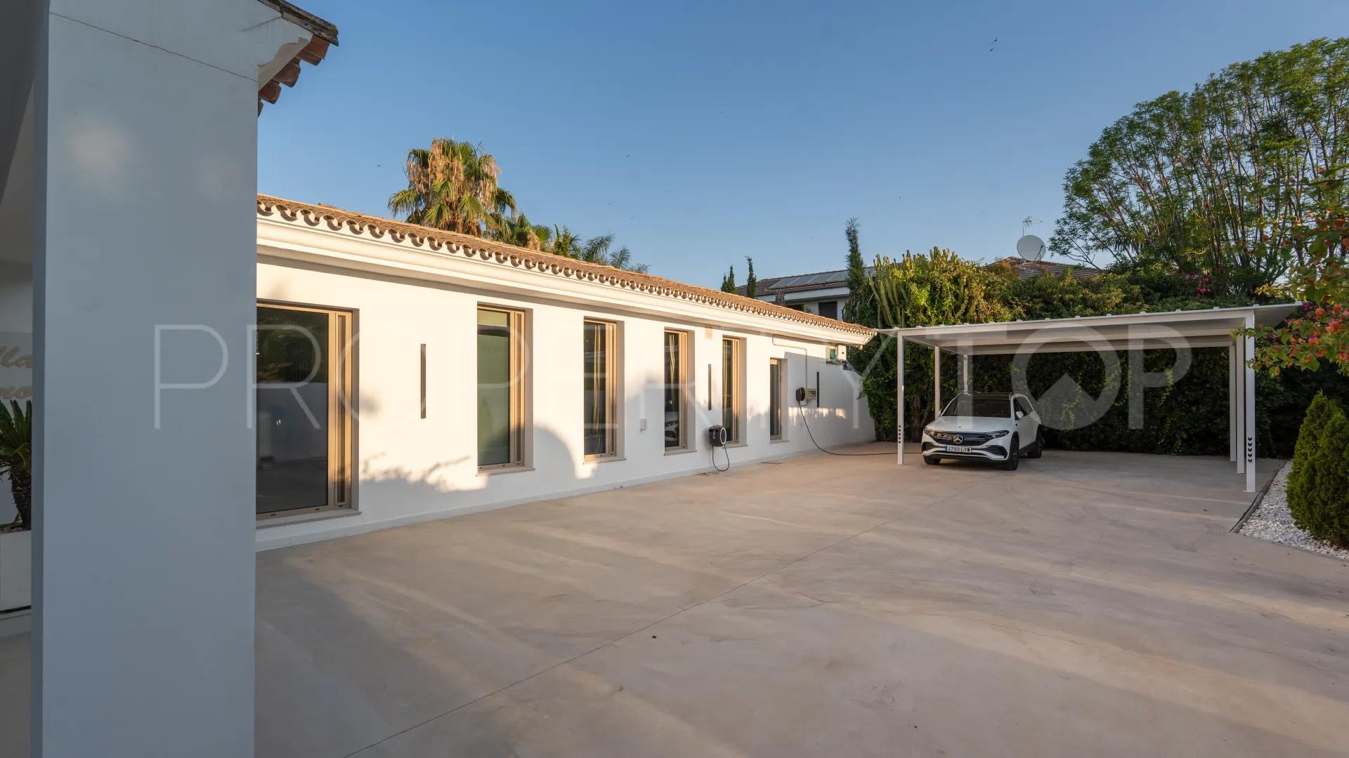 Guadalmina Baja, villa en venta