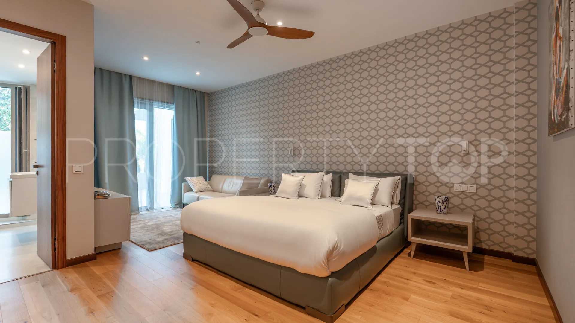 Guadalmina Baja, villa en venta