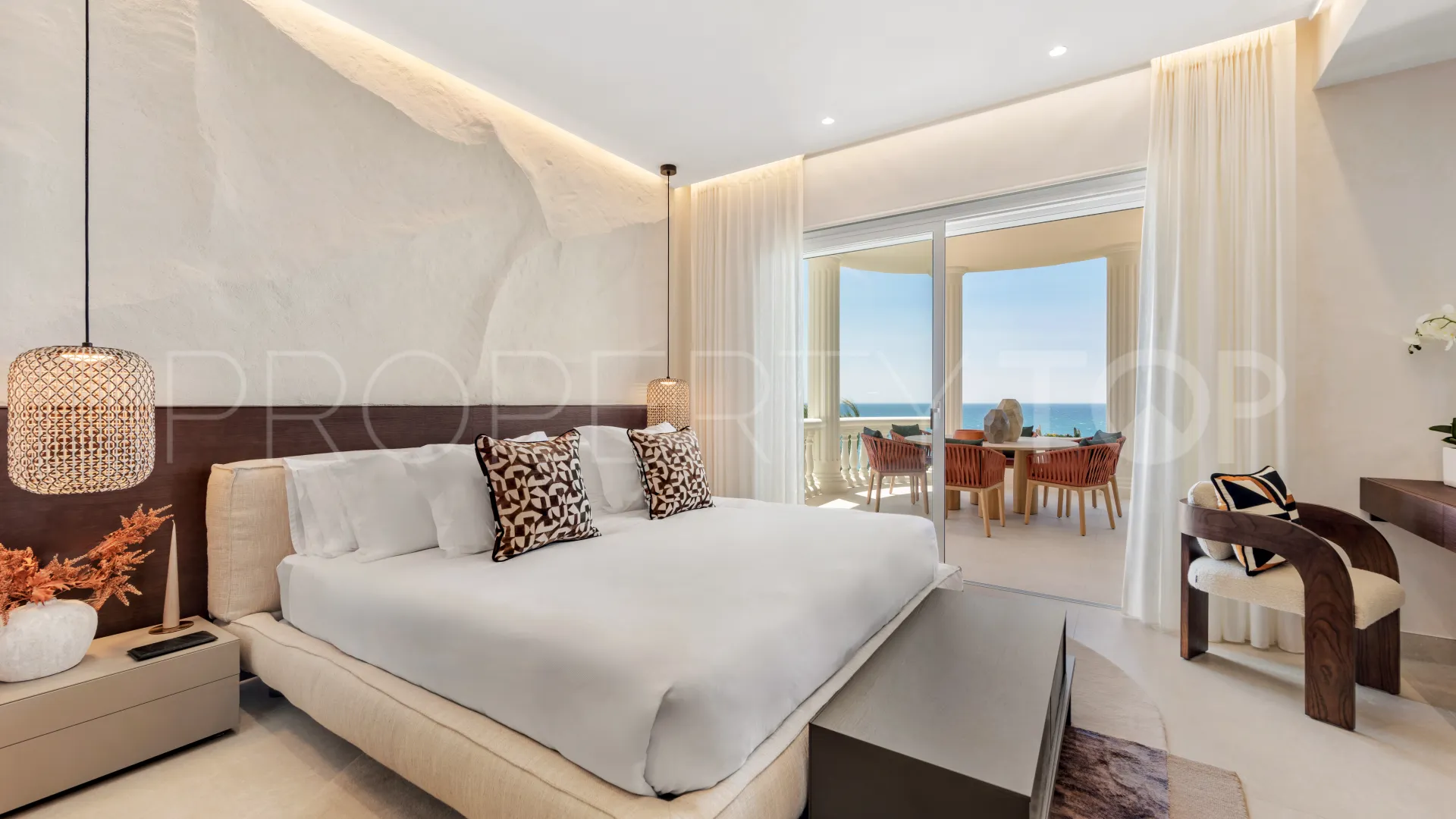 Apartamento en venta en New Golden Mile de 3 dormitorios