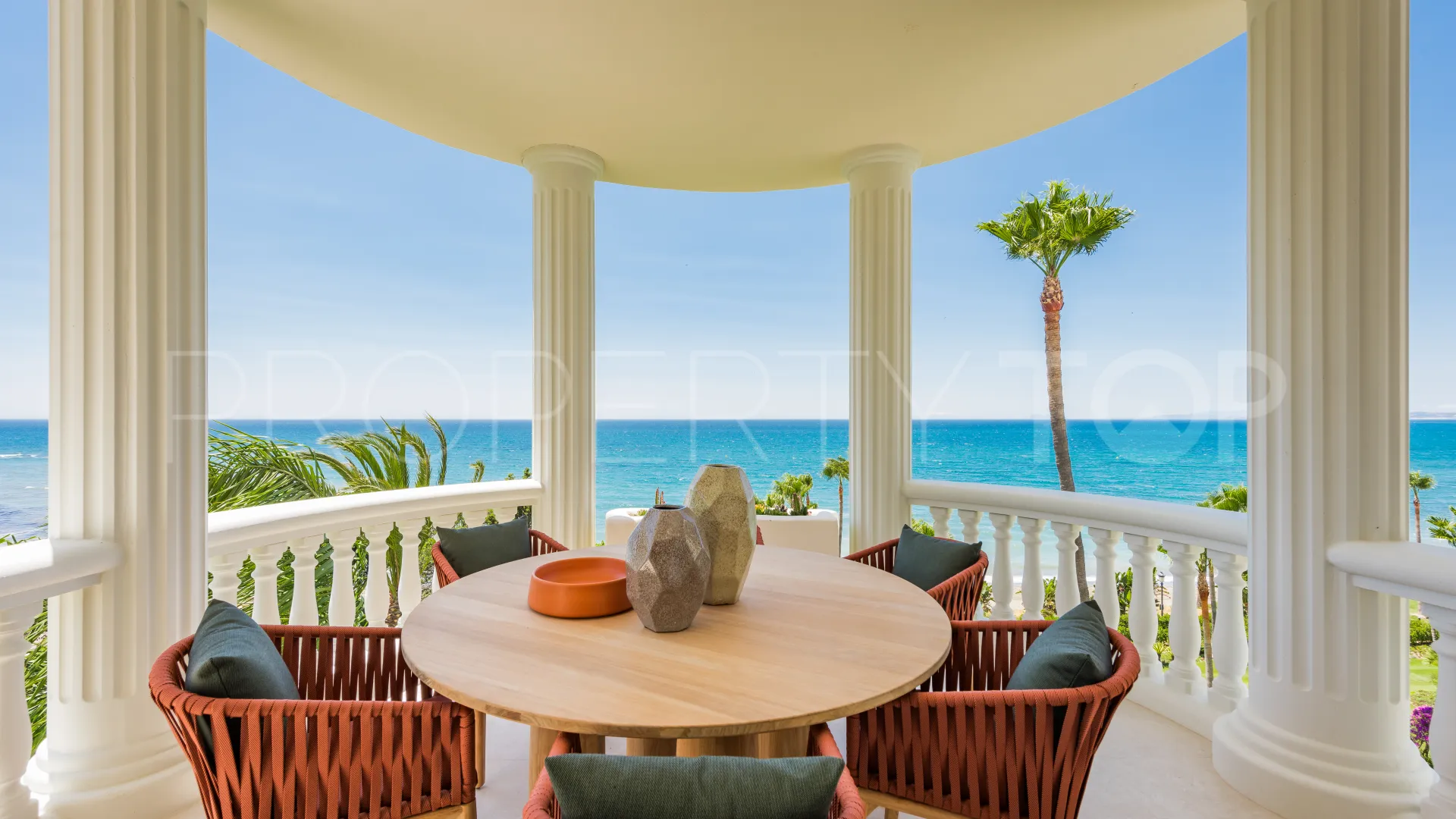Apartamento en venta en New Golden Mile de 3 dormitorios
