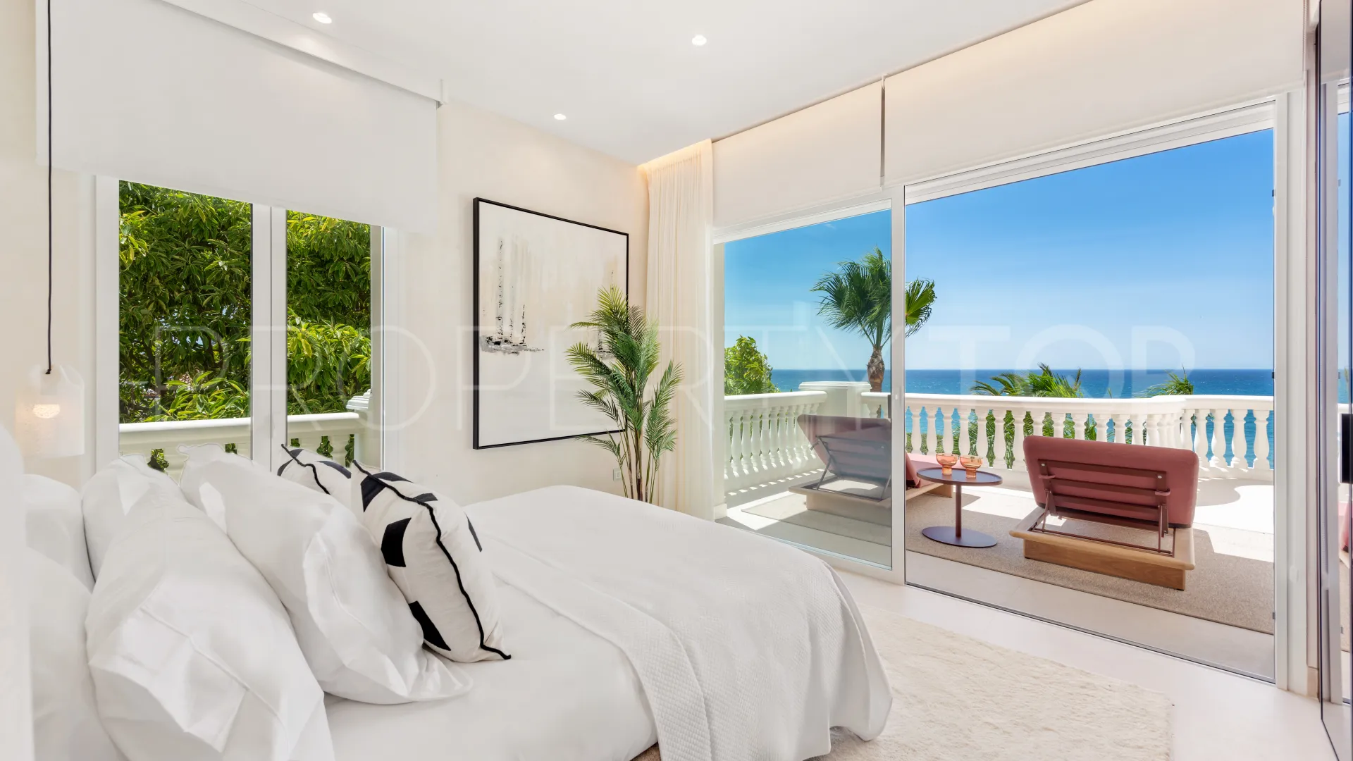 Apartamento en venta en New Golden Mile de 3 dormitorios