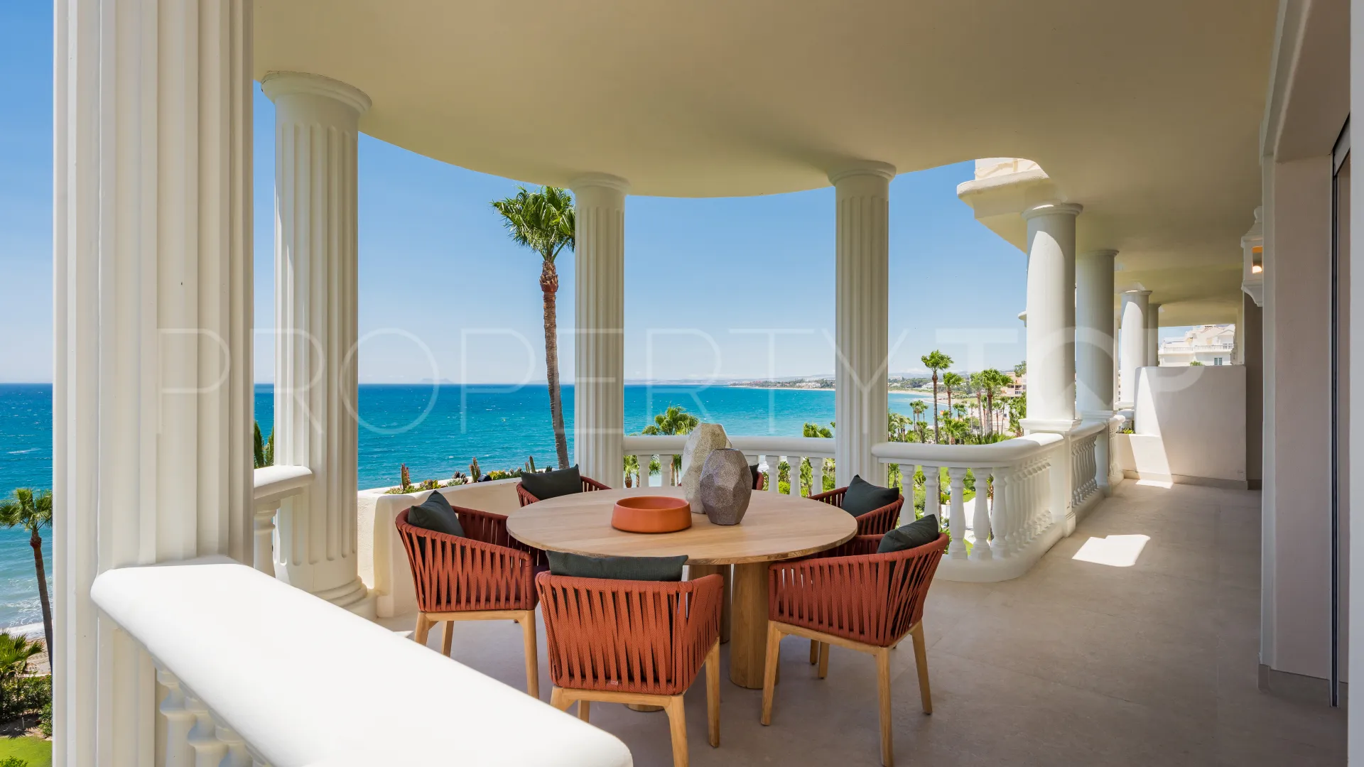 Apartamento en venta en New Golden Mile de 3 dormitorios