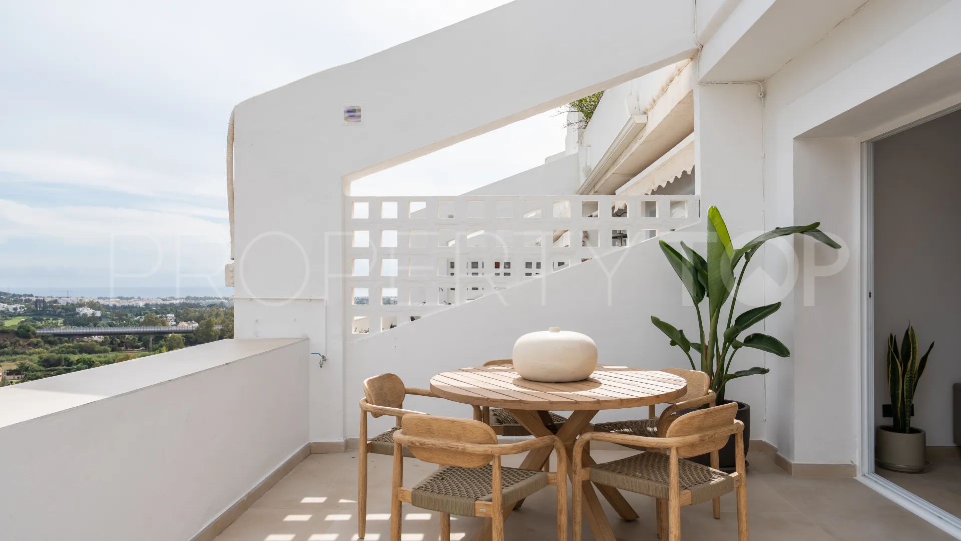 Buy La Quinta apartment with 2 bedrooms