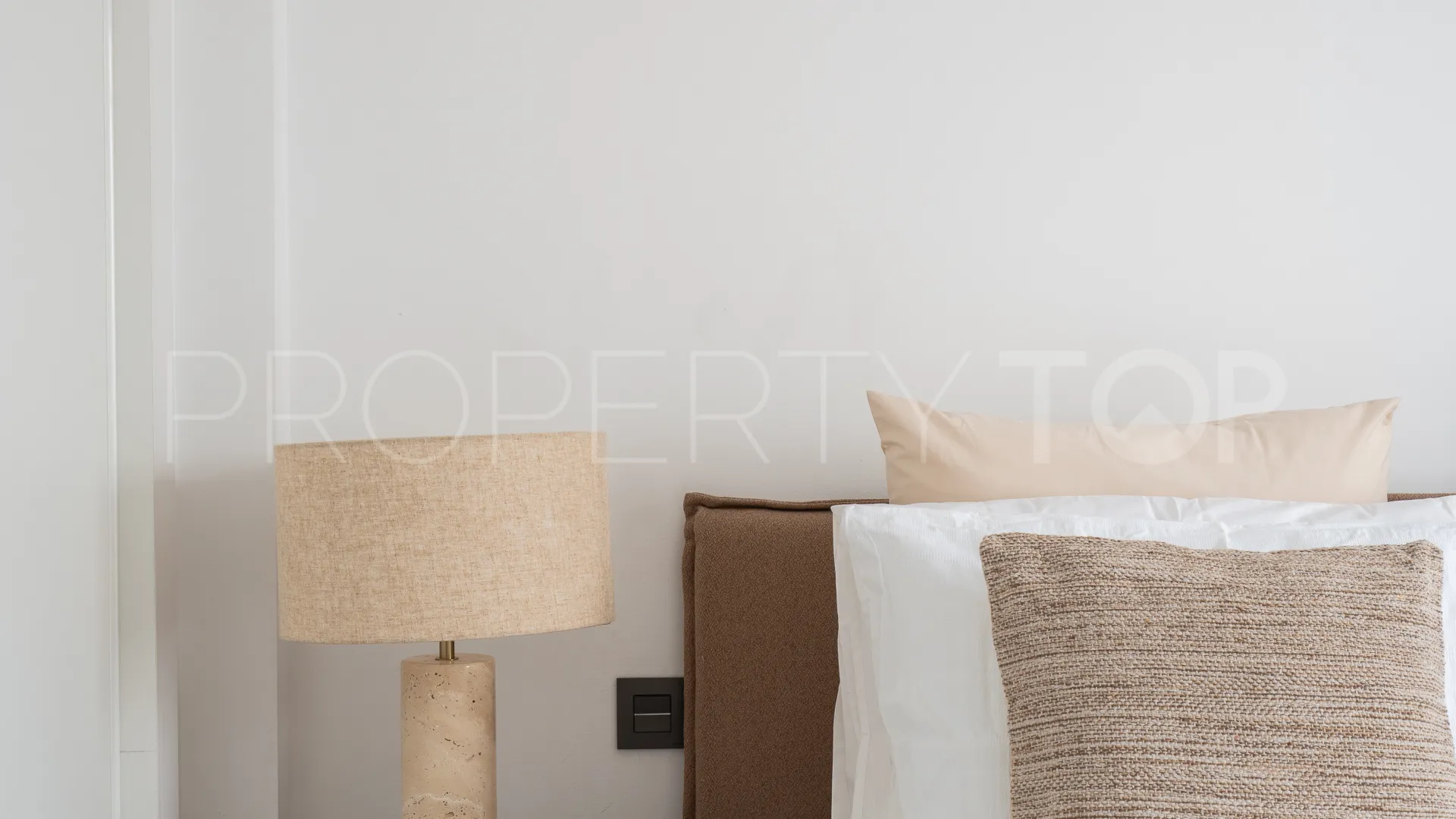 Buy La Quinta apartment with 2 bedrooms