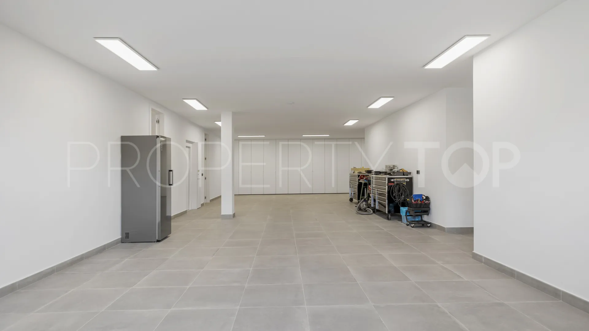 For sale villa with 4 bedrooms in La Alqueria
