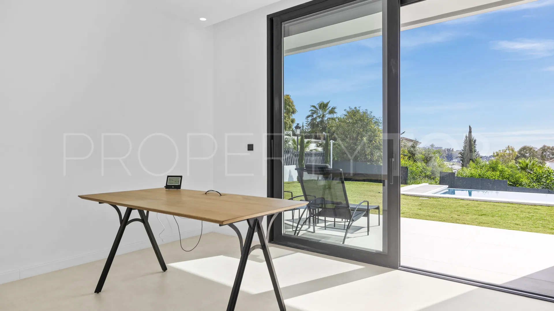 For sale villa with 4 bedrooms in La Alqueria