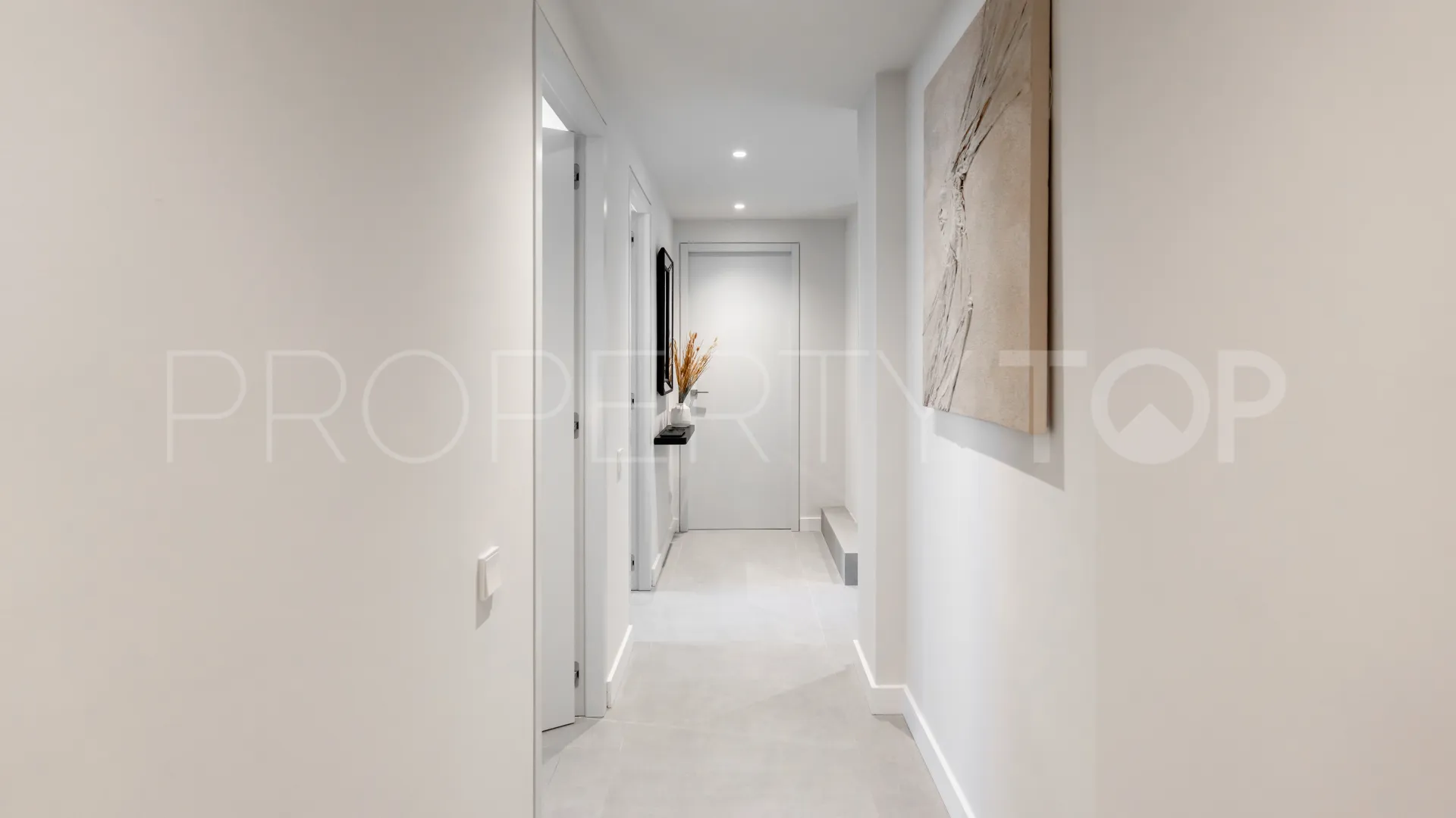 Nueva Andalucia, villa en venta con 5 dormitorios