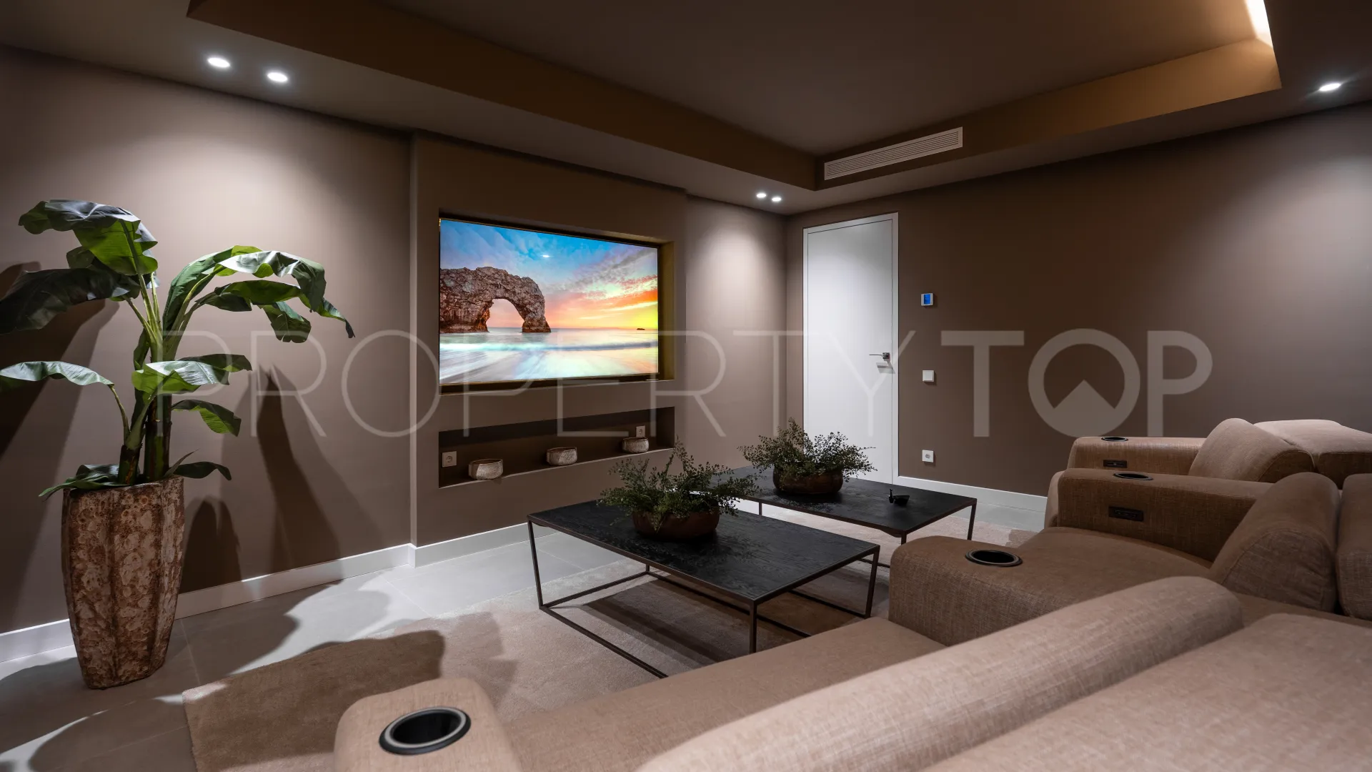 Nueva Andalucia, villa en venta con 5 dormitorios
