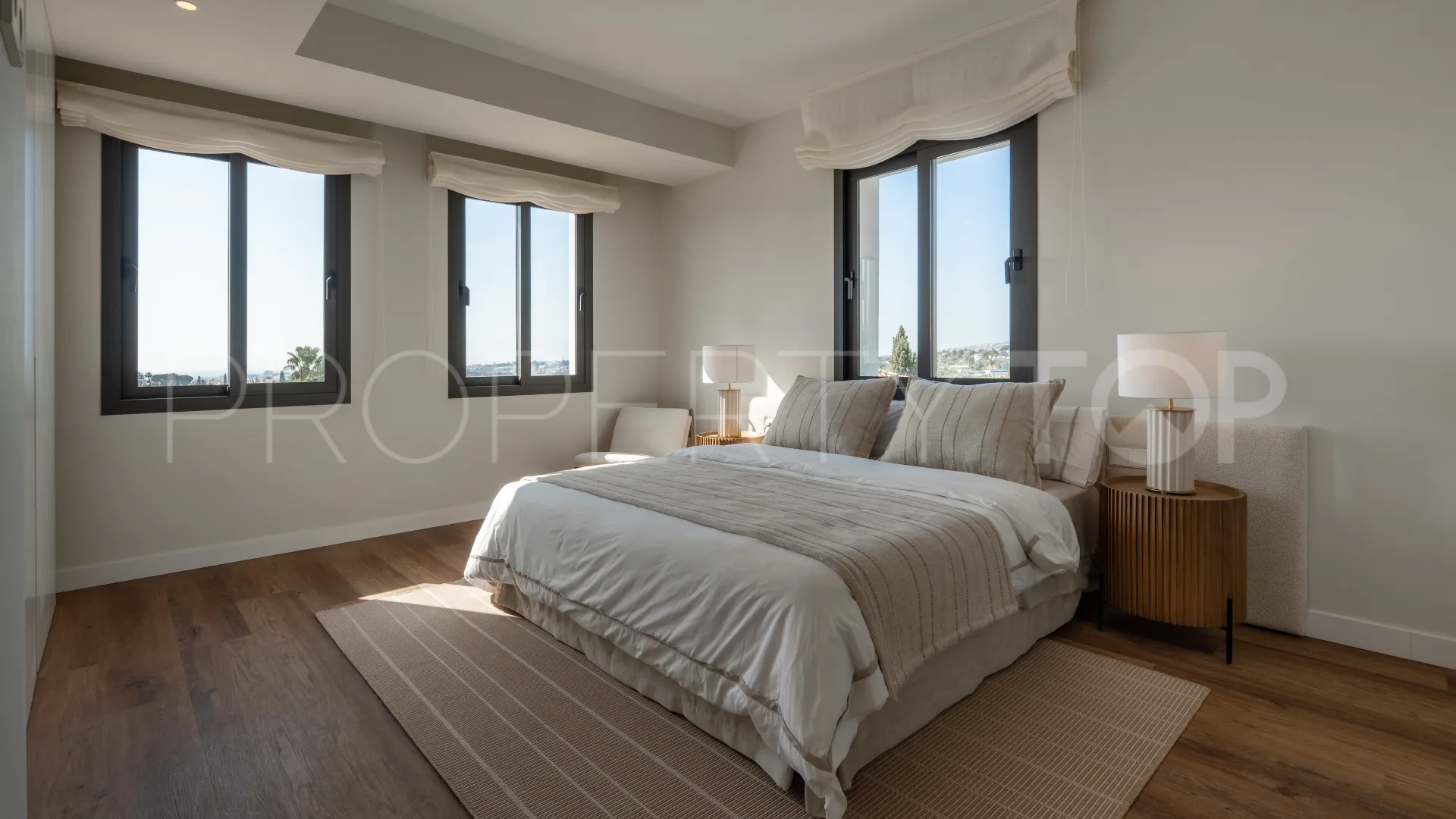 Nueva Andalucia, villa en venta con 5 dormitorios
