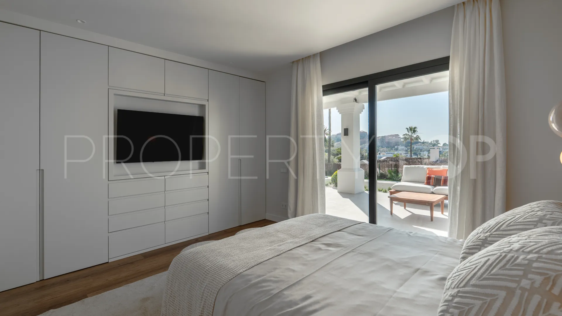 Nueva Andalucia, villa en venta con 5 dormitorios