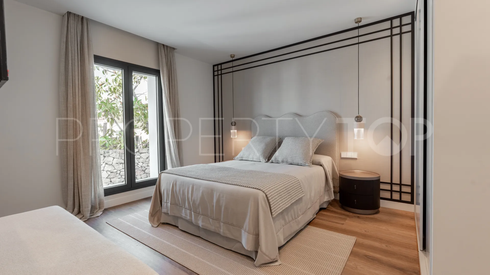 Nueva Andalucia, villa en venta con 5 dormitorios