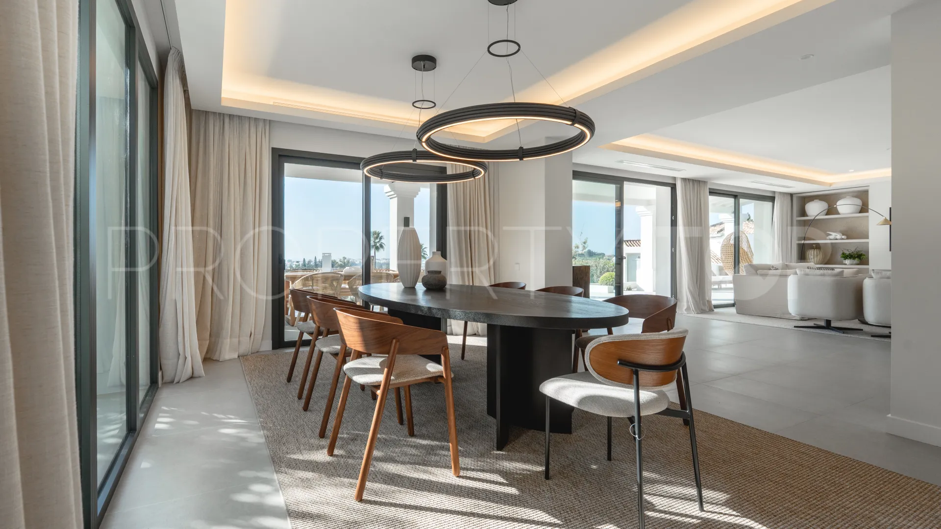 Nueva Andalucia, villa en venta con 5 dormitorios