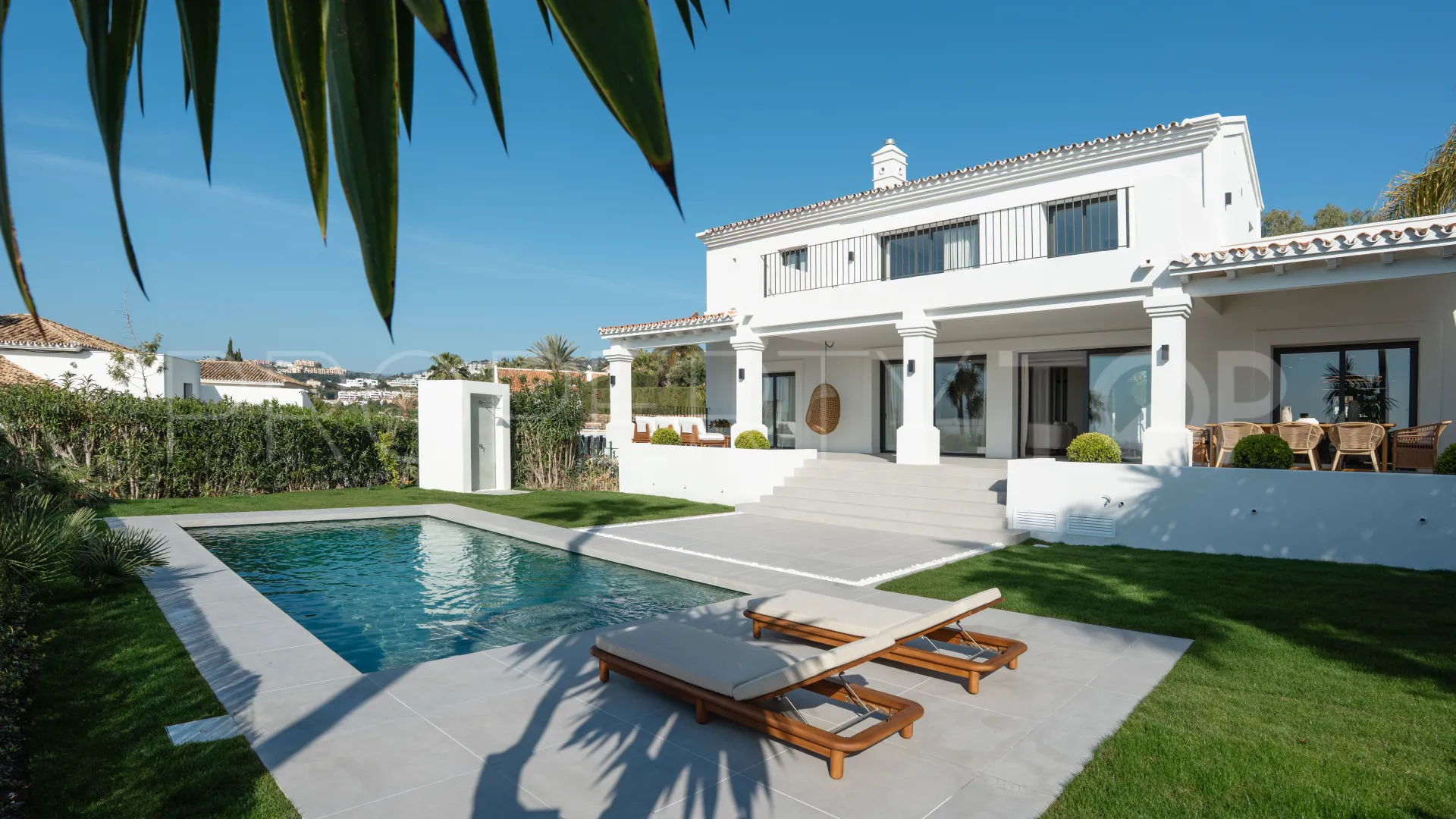 Nueva Andalucia, villa en venta con 5 dormitorios