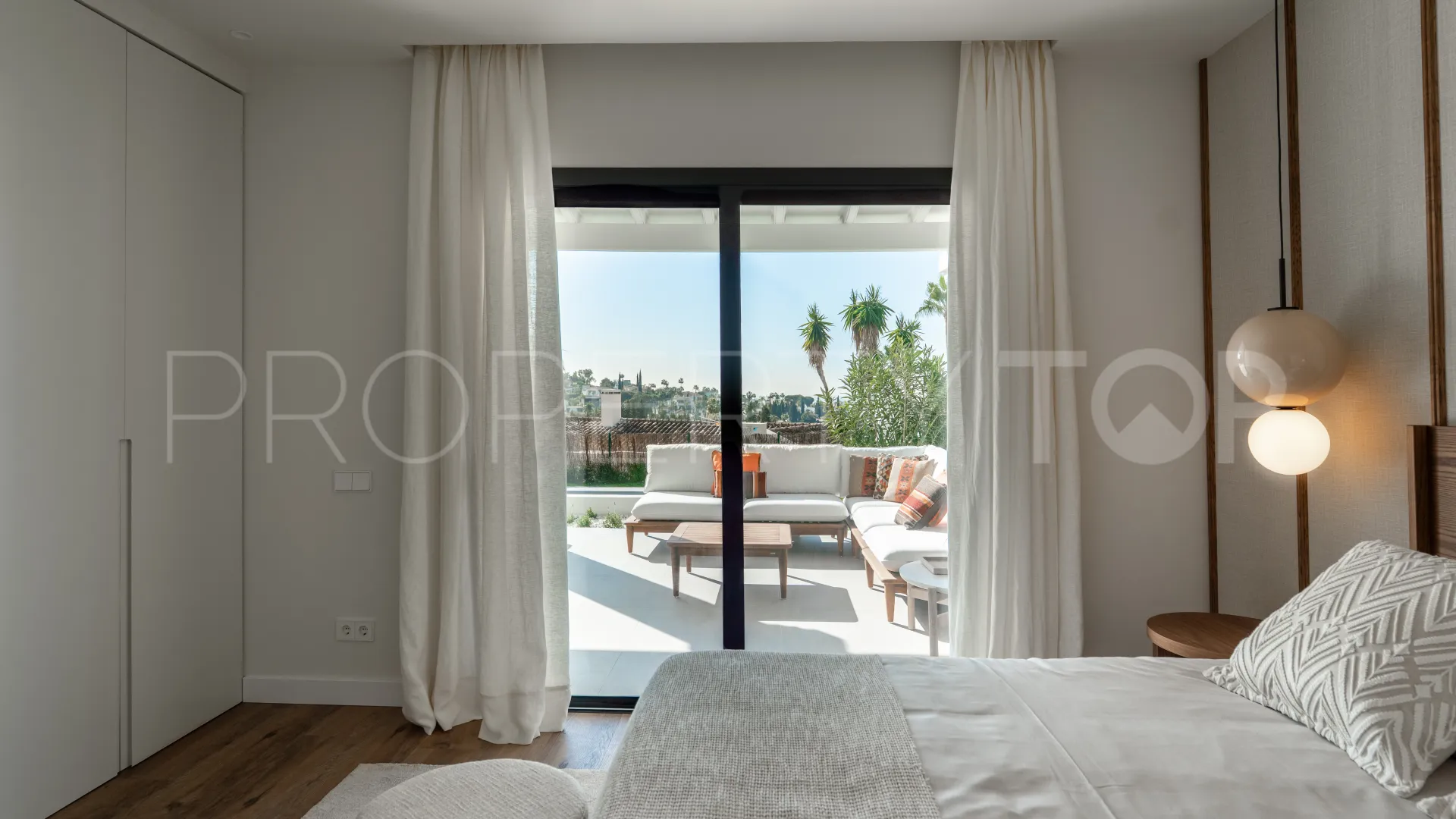 Nueva Andalucia, villa en venta con 5 dormitorios