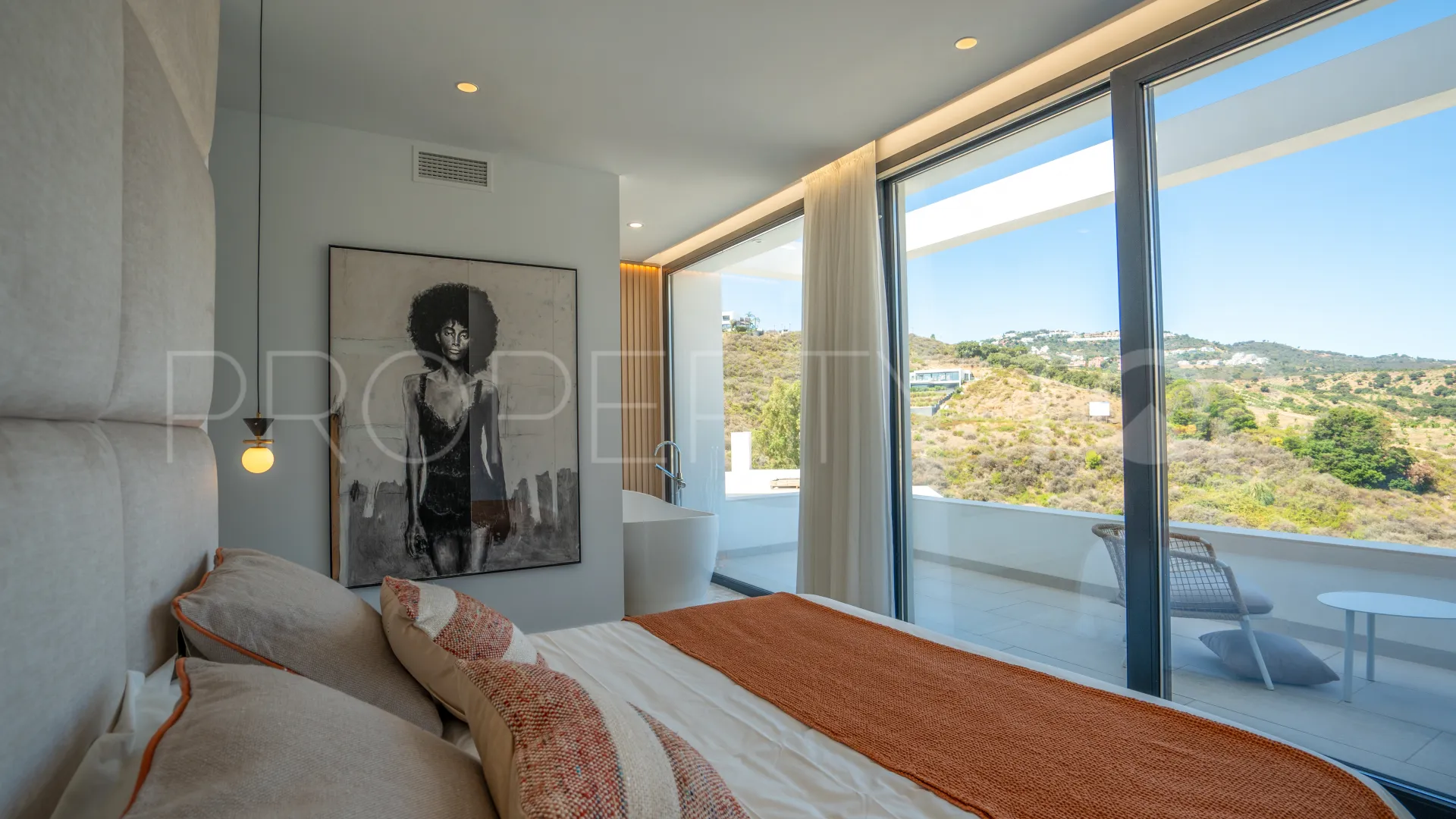For sale 4 bedrooms villa in La Cala Golf Resort