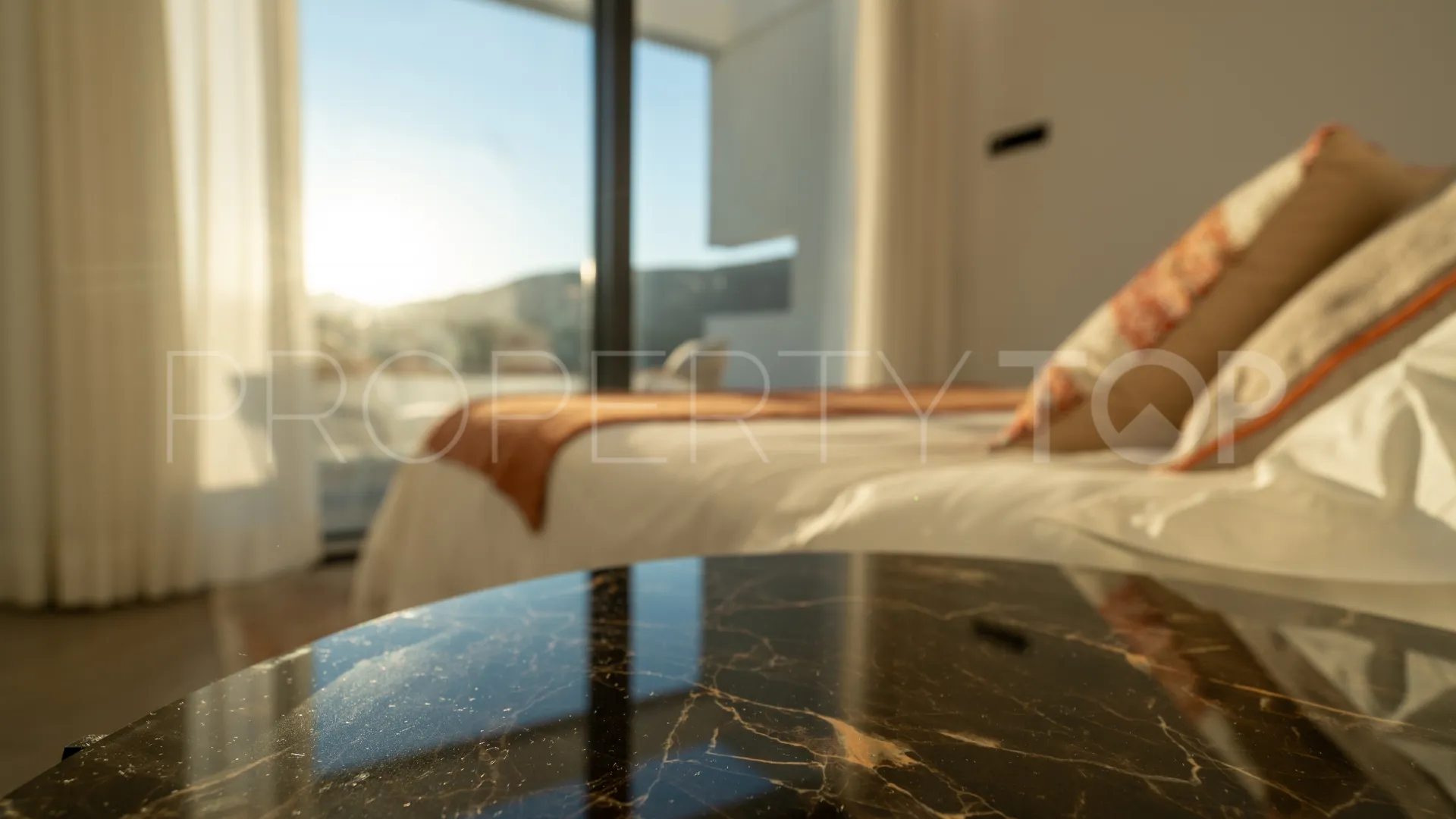 For sale 4 bedrooms villa in La Cala Golf Resort