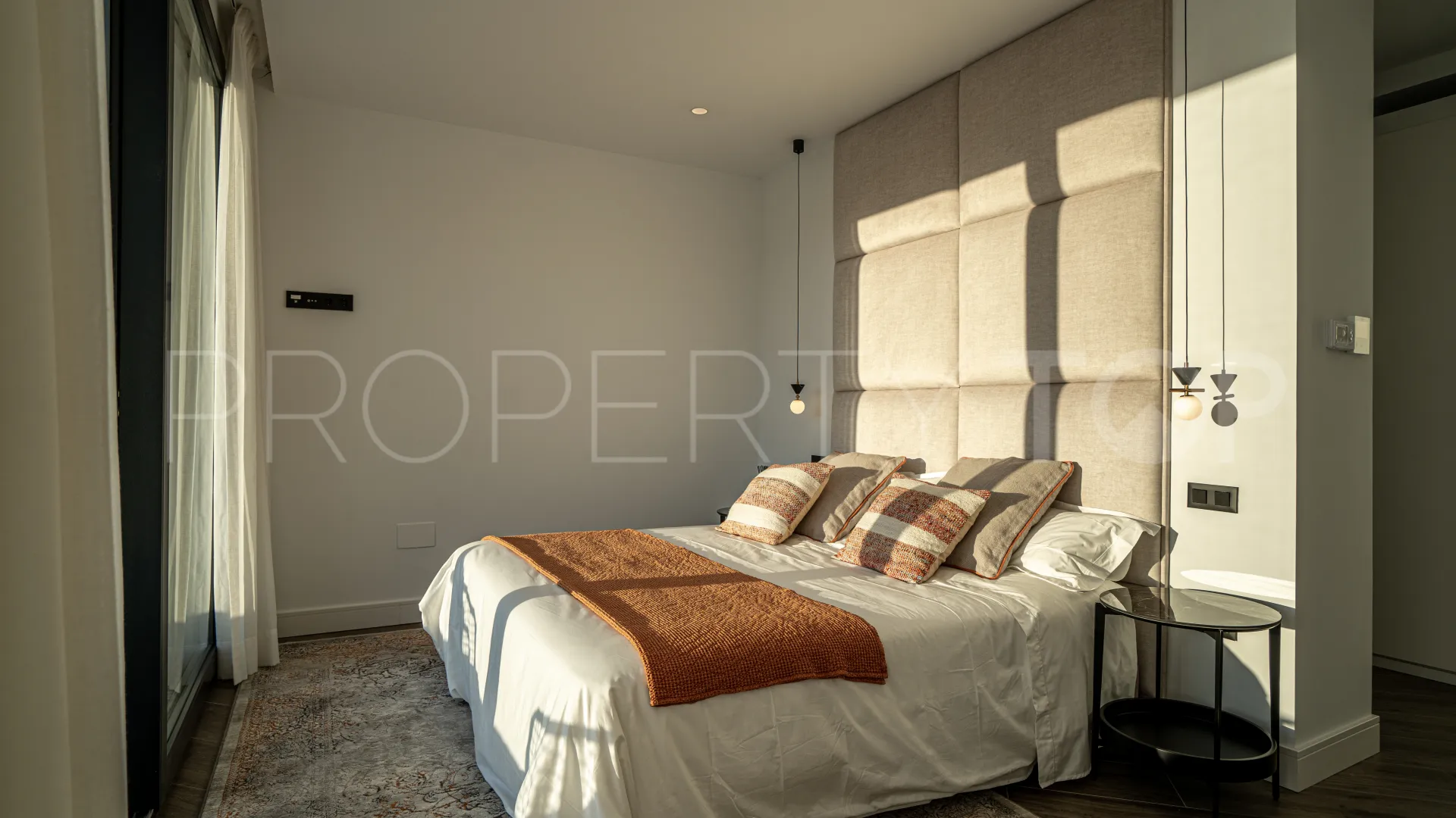 For sale 4 bedrooms villa in La Cala Golf Resort