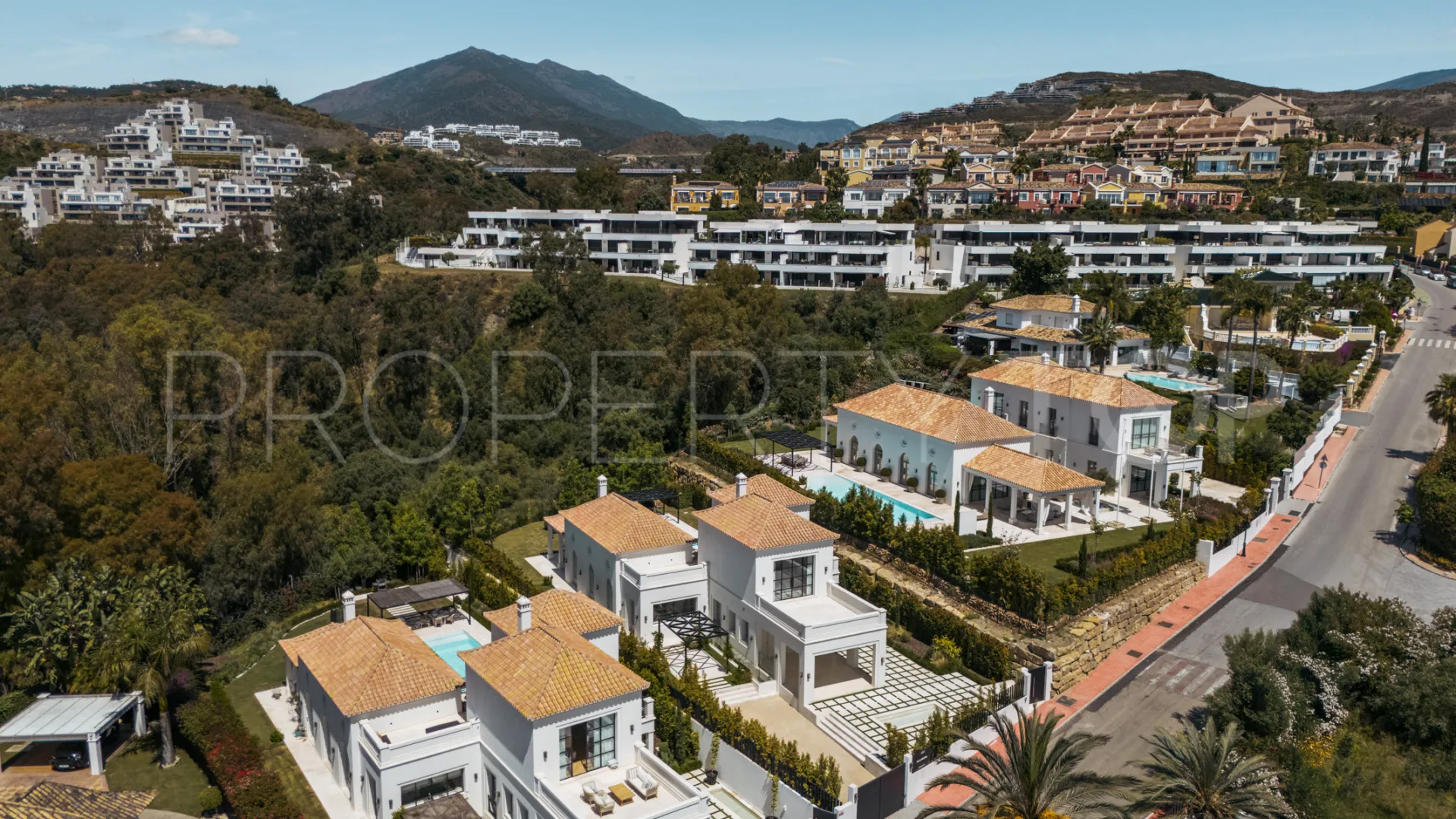 Villa en venta de 4 dormitorios en La Cerquilla