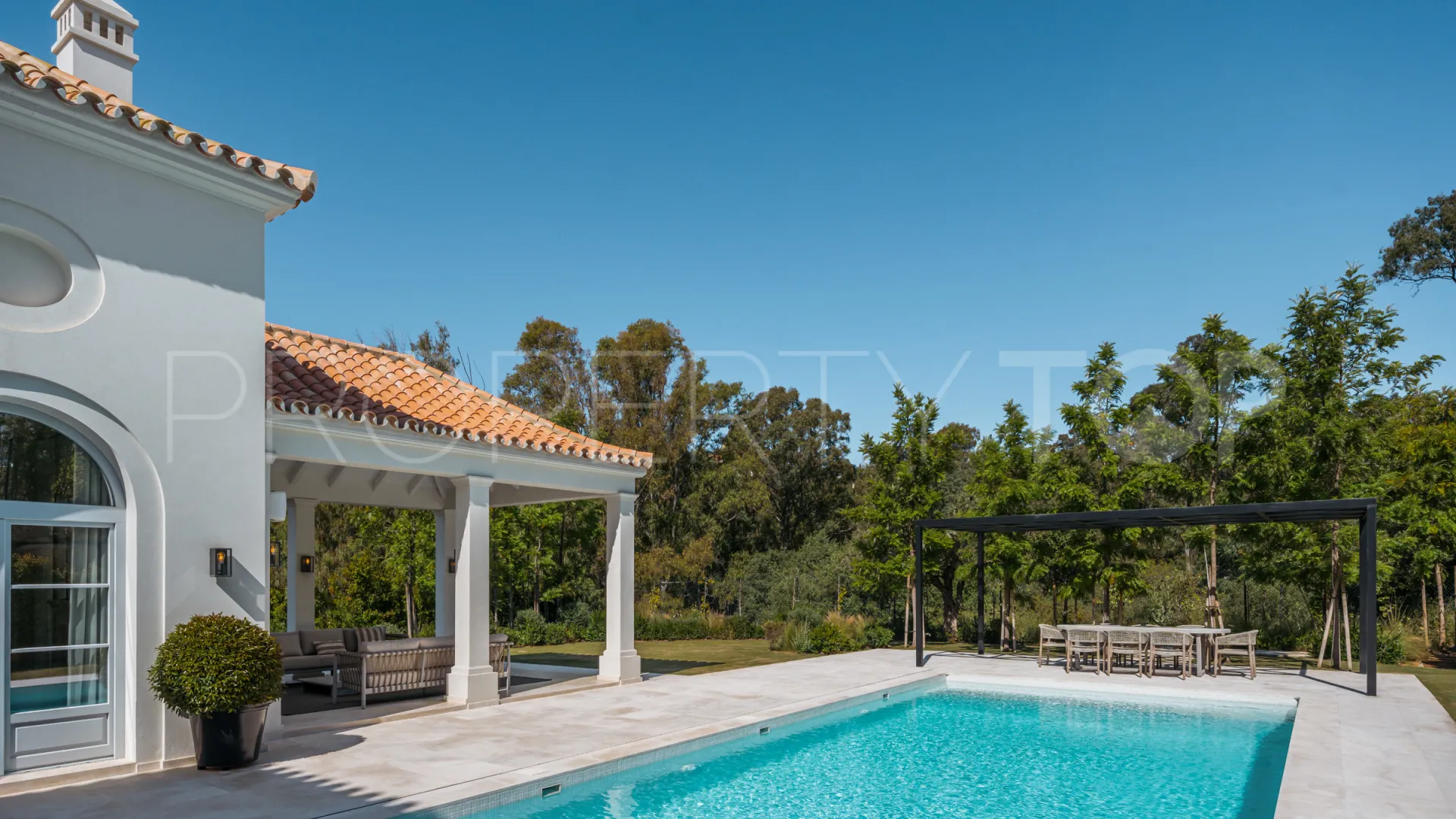 Villa en venta de 4 dormitorios en La Cerquilla
