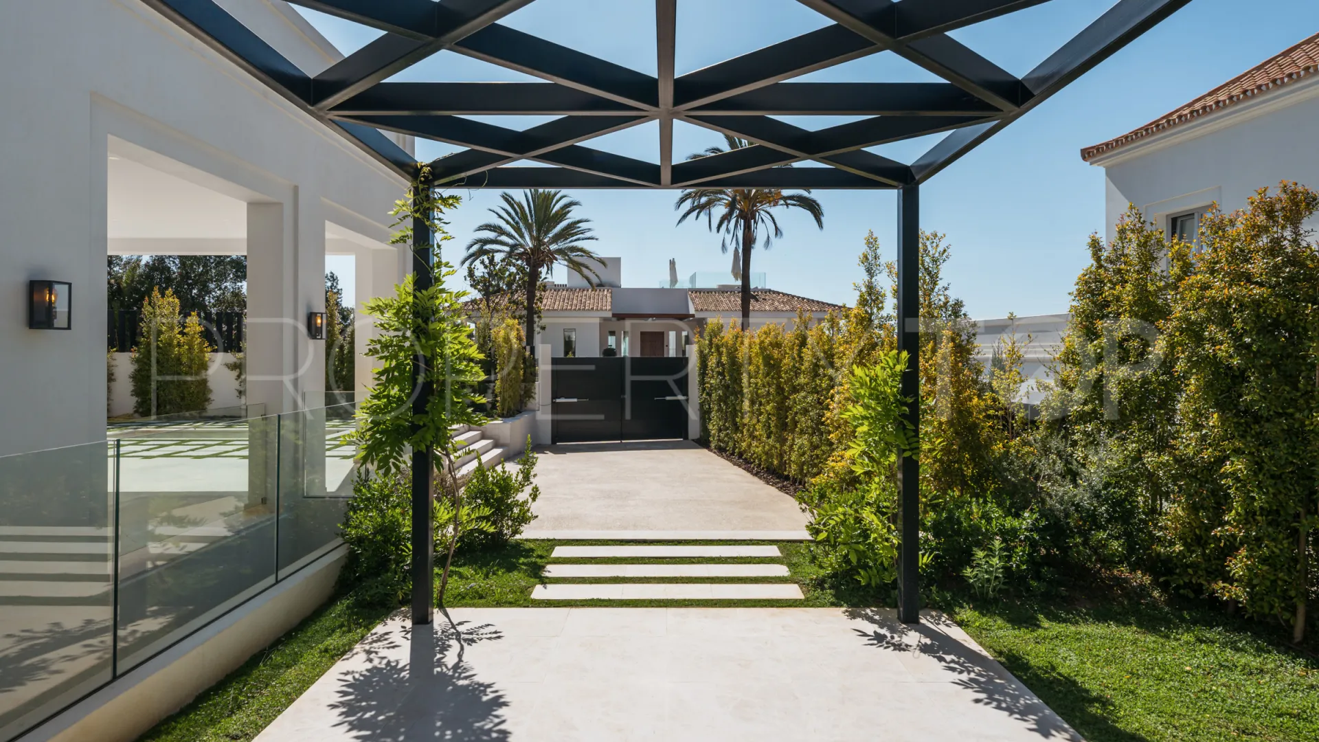 Villa en venta de 4 dormitorios en La Cerquilla