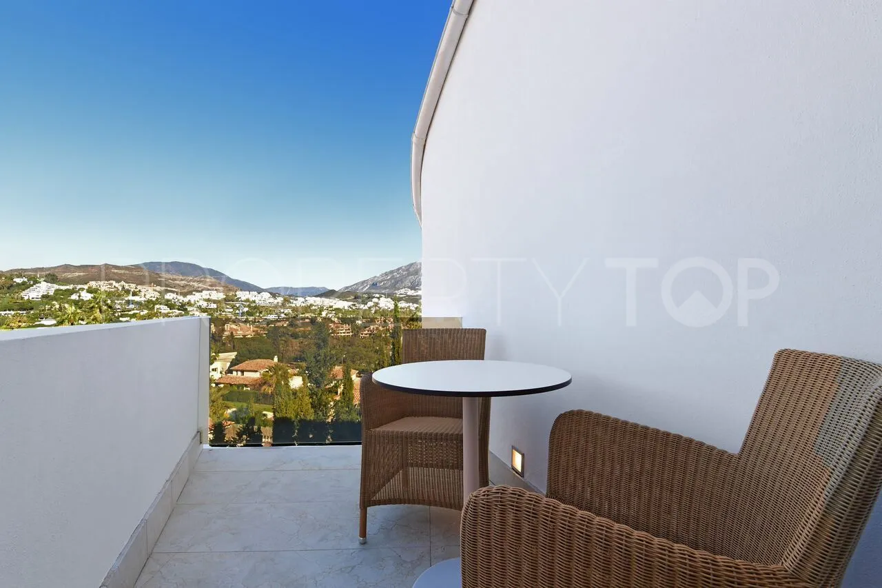 Nueva Andalucia villa for sale