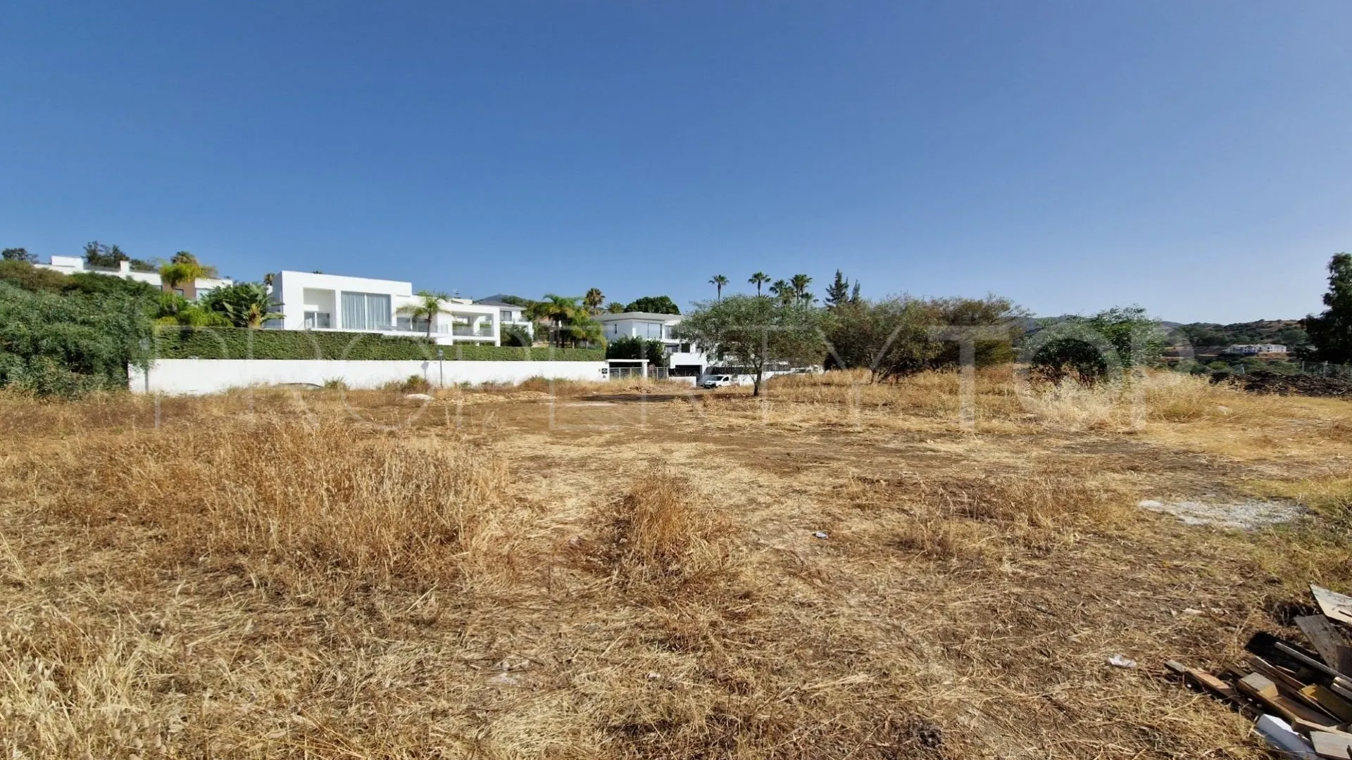 Plot in La Quinta for sale
