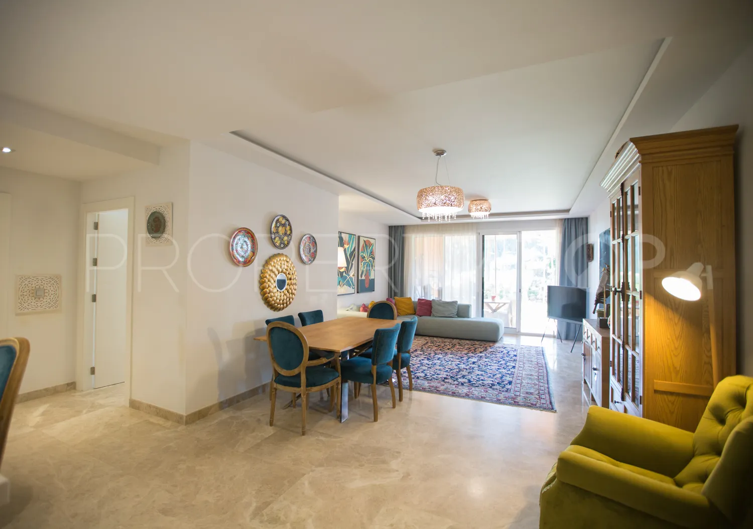 For sale 2 bedrooms ground floor apartment in Alminar de Marbella