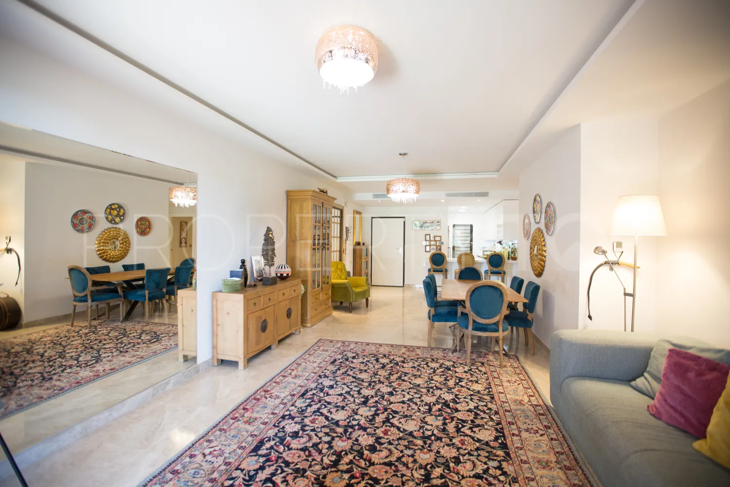 For sale 2 bedrooms ground floor apartment in Alminar de Marbella