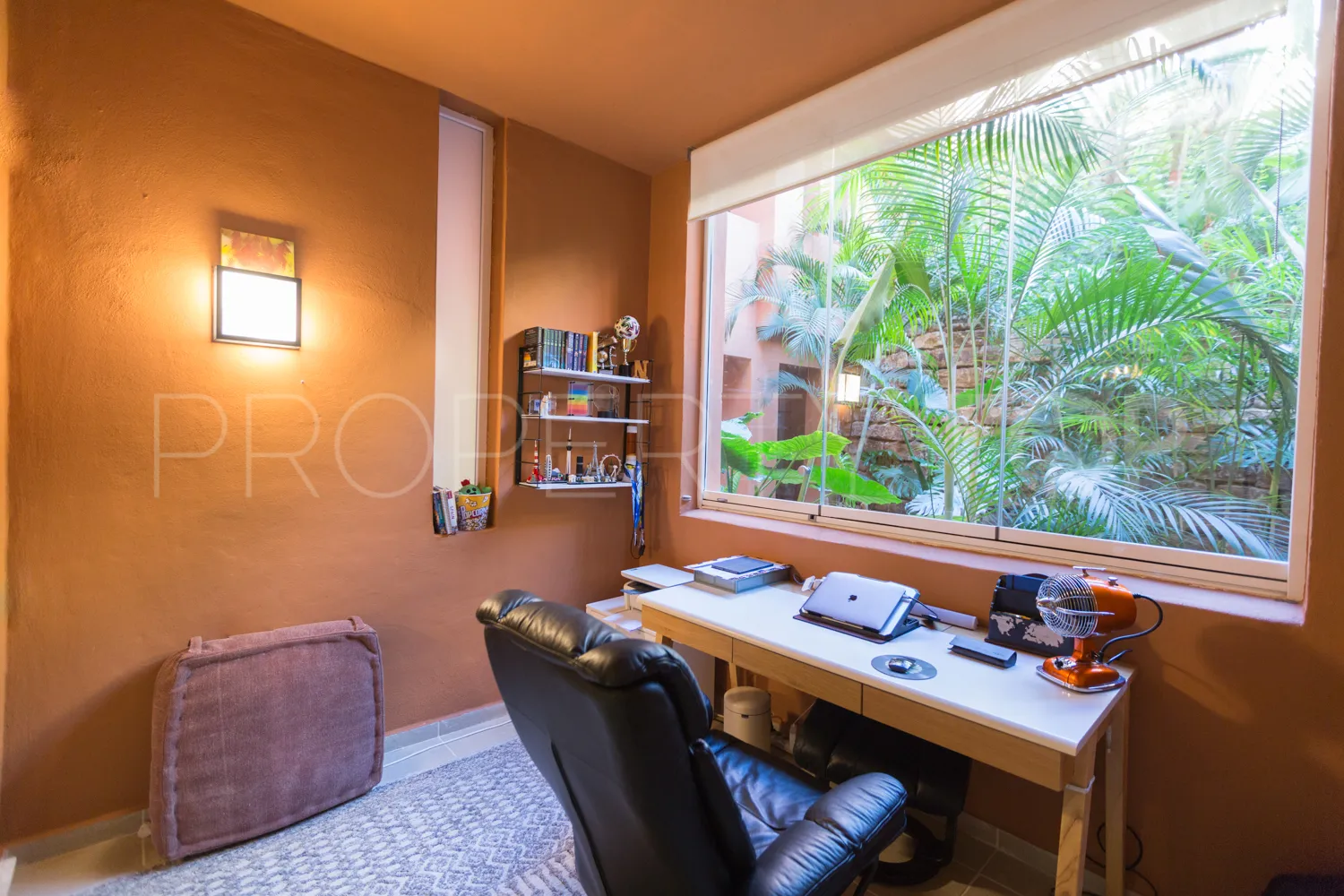For sale 2 bedrooms ground floor apartment in Alminar de Marbella