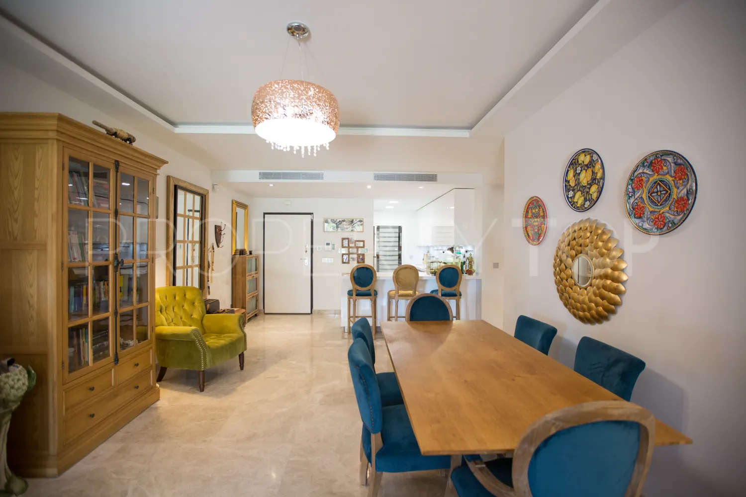 For sale 2 bedrooms ground floor apartment in Alminar de Marbella