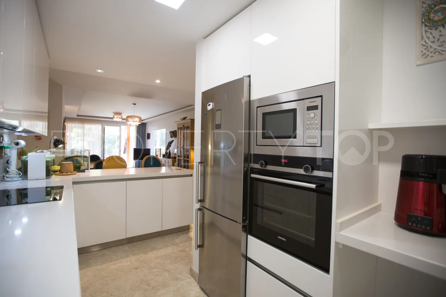 For sale 2 bedrooms ground floor apartment in Alminar de Marbella