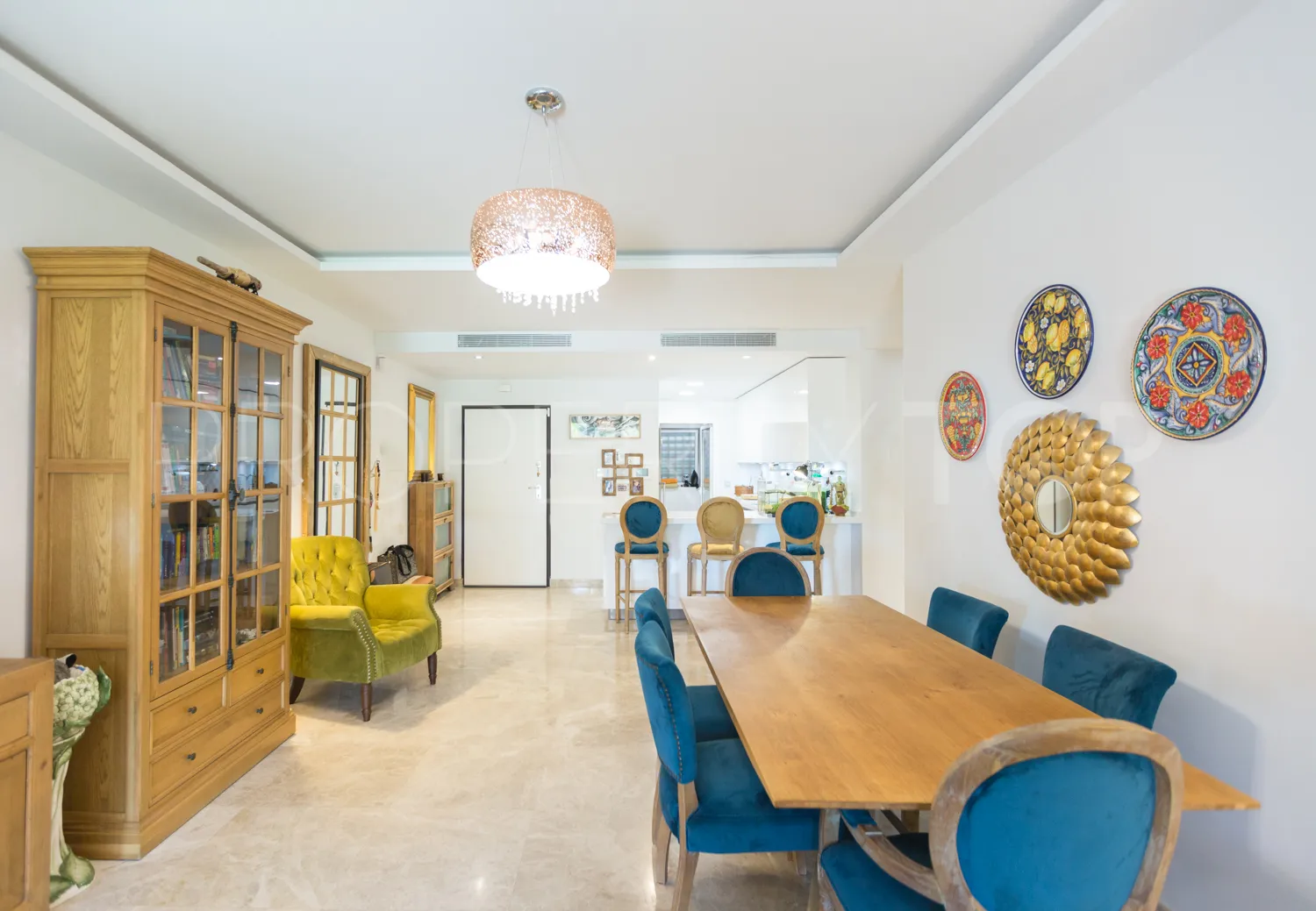 For sale 2 bedrooms ground floor apartment in Alminar de Marbella
