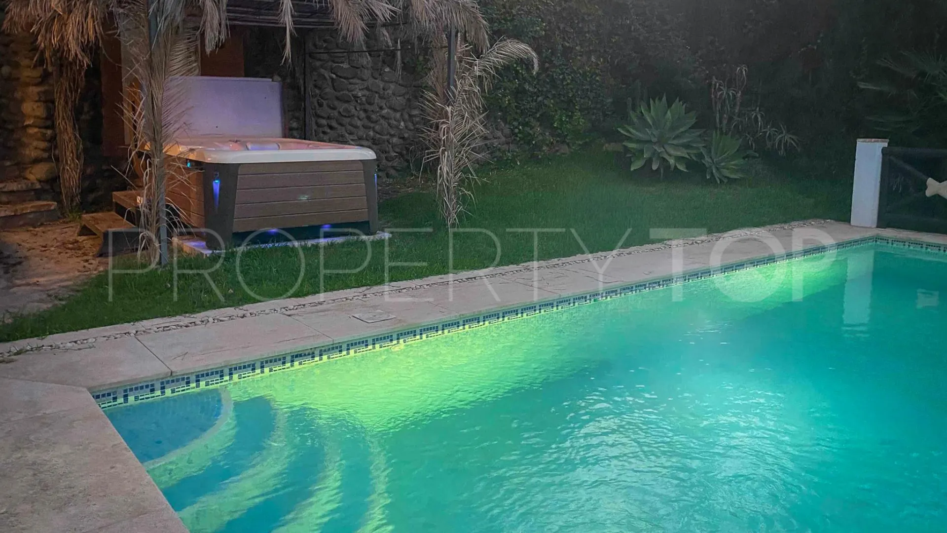 For sale Benahavis 7 bedrooms villa
