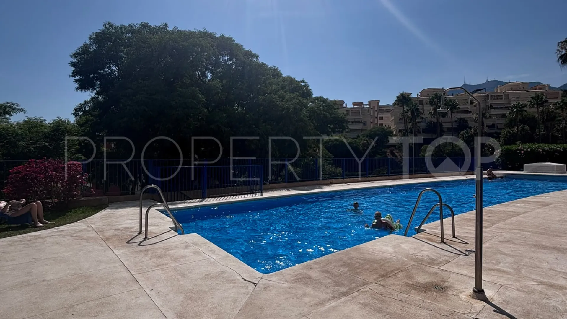 Apartment for sale in Torrequebrada