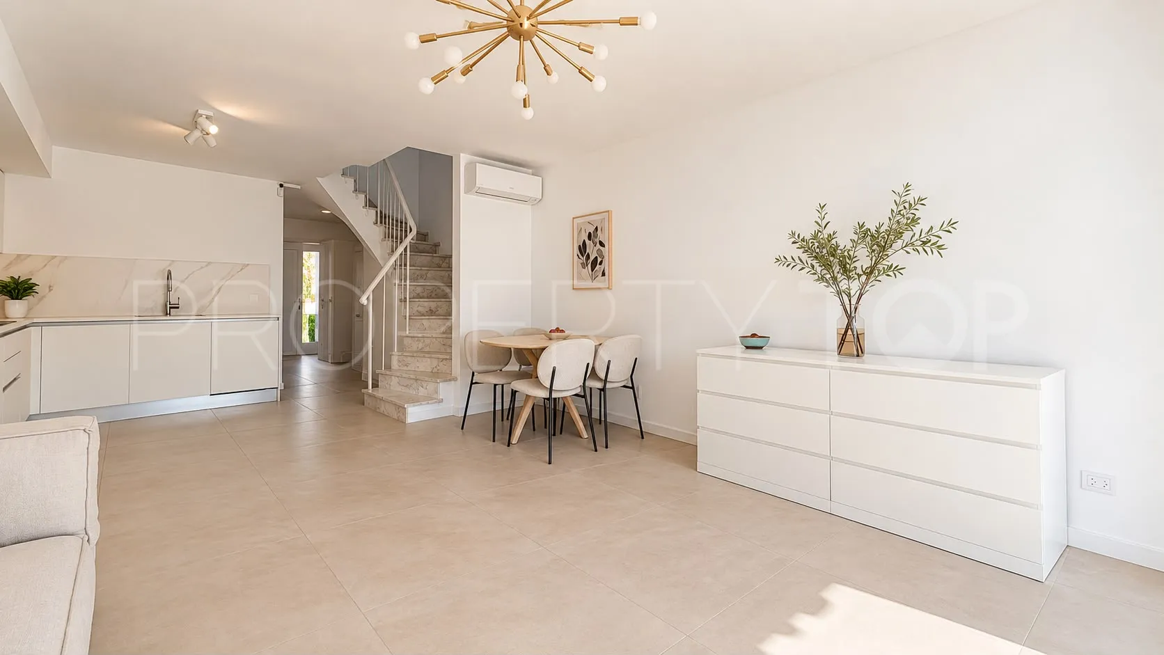 Town house for sale in Costalita