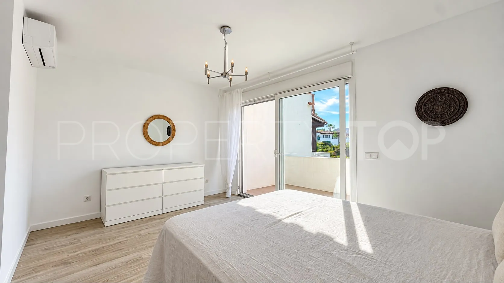 Town house for sale in Costalita