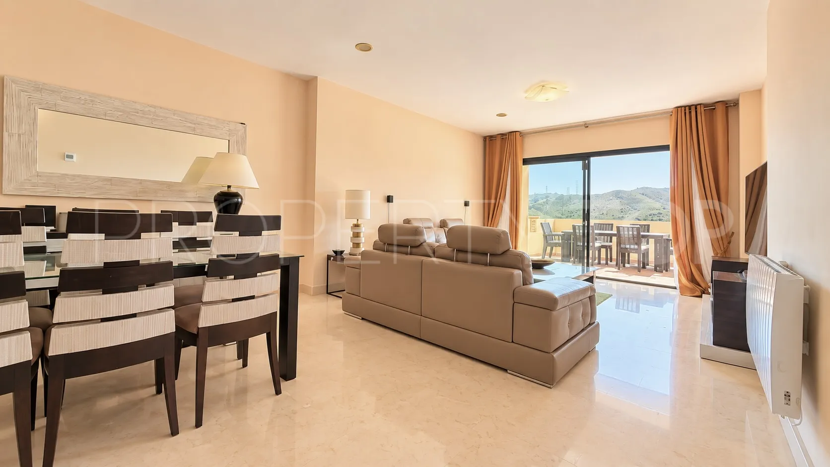 Apartamento en venta en Los Capanes del Golf de 3 dormitorios