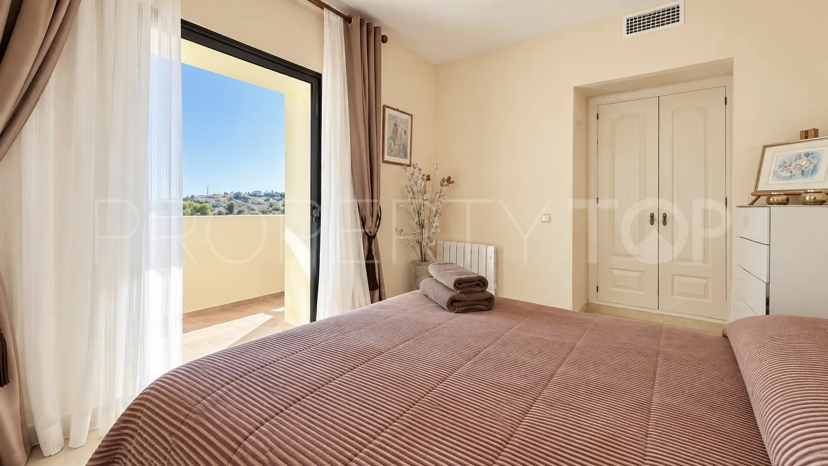 Apartamento en venta en Los Capanes del Golf de 3 dormitorios