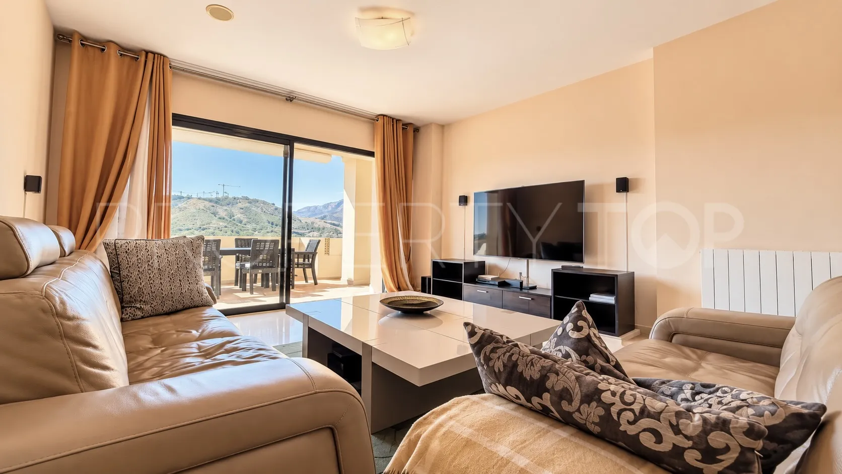 Apartamento en venta en Los Capanes del Golf de 3 dormitorios
