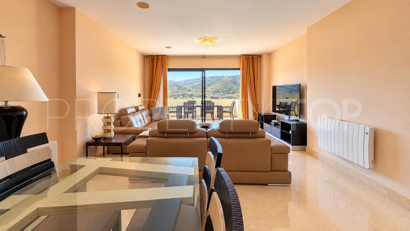 Apartamento en venta en Los Capanes del Golf de 3 dormitorios