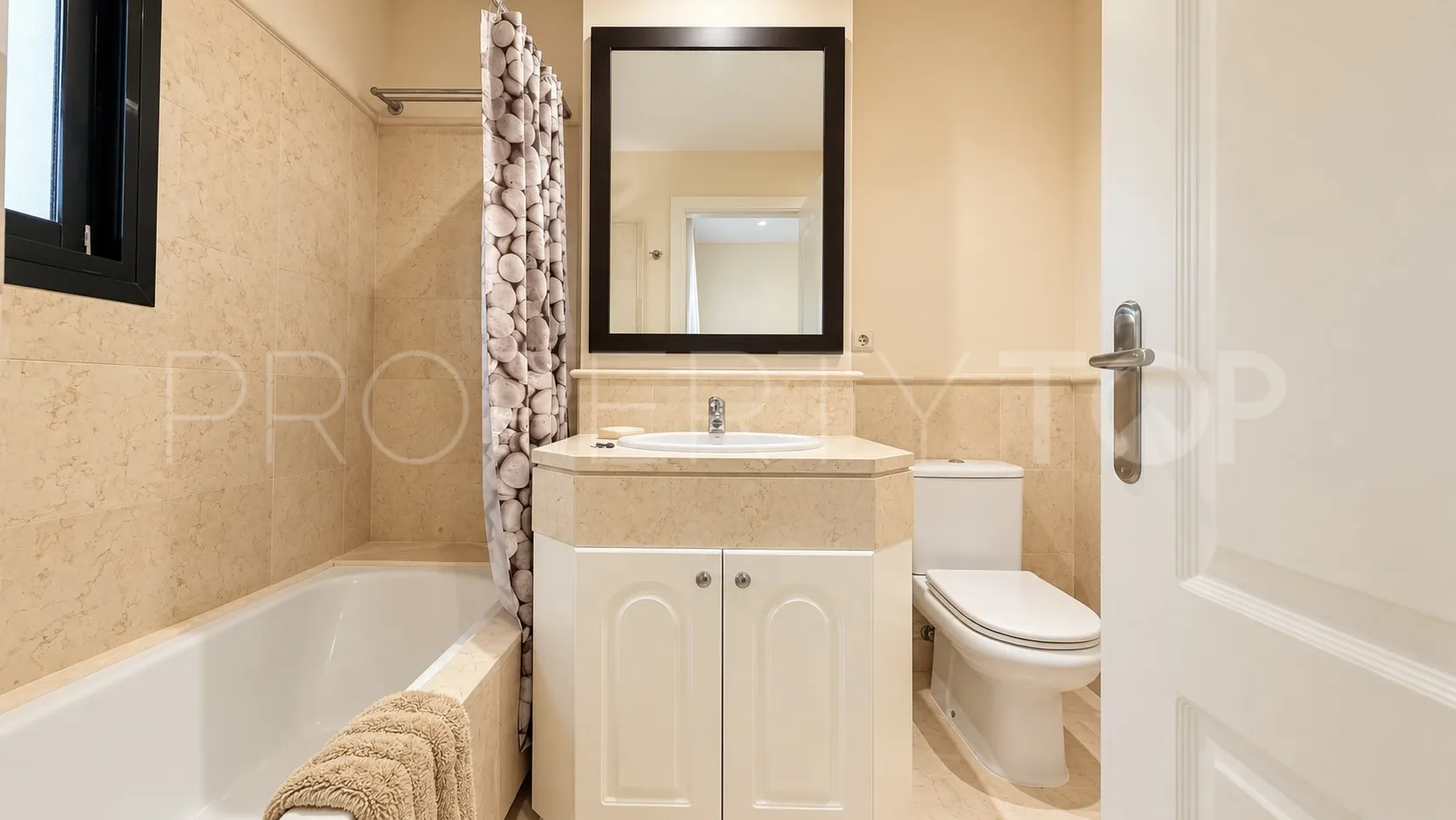 Apartamento en venta en Los Capanes del Golf de 3 dormitorios