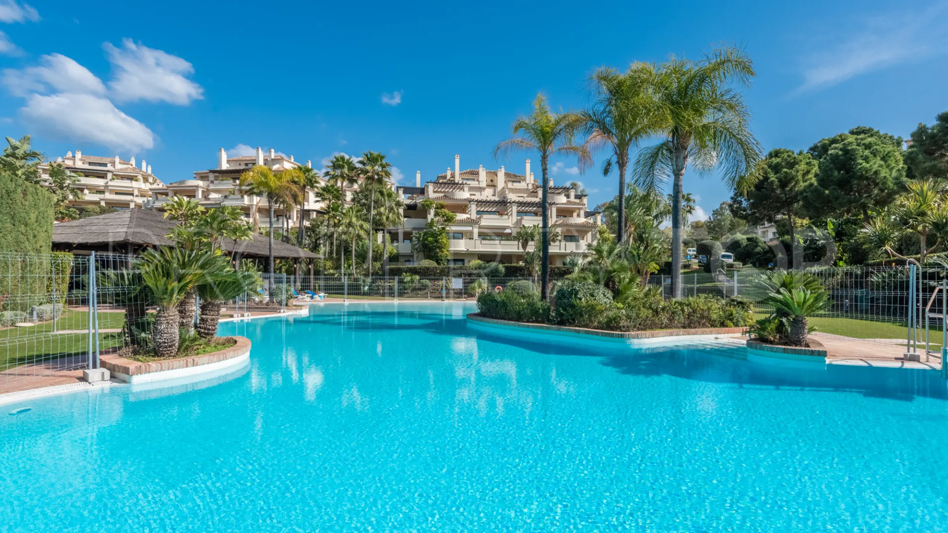 Apartamento en venta en Los Capanes del Golf de 3 dormitorios