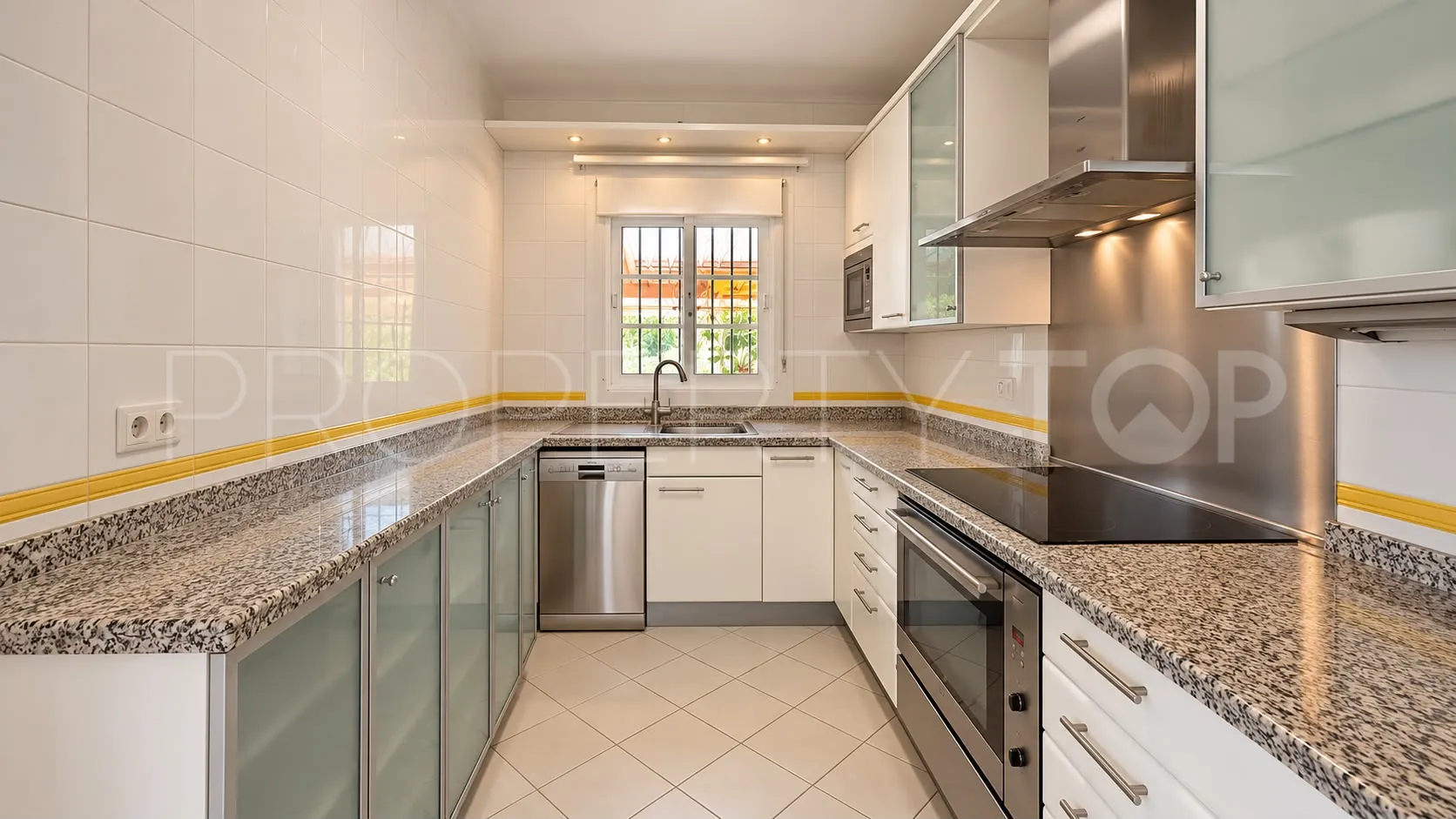 Casa con 3 dormitorios en venta en Istan