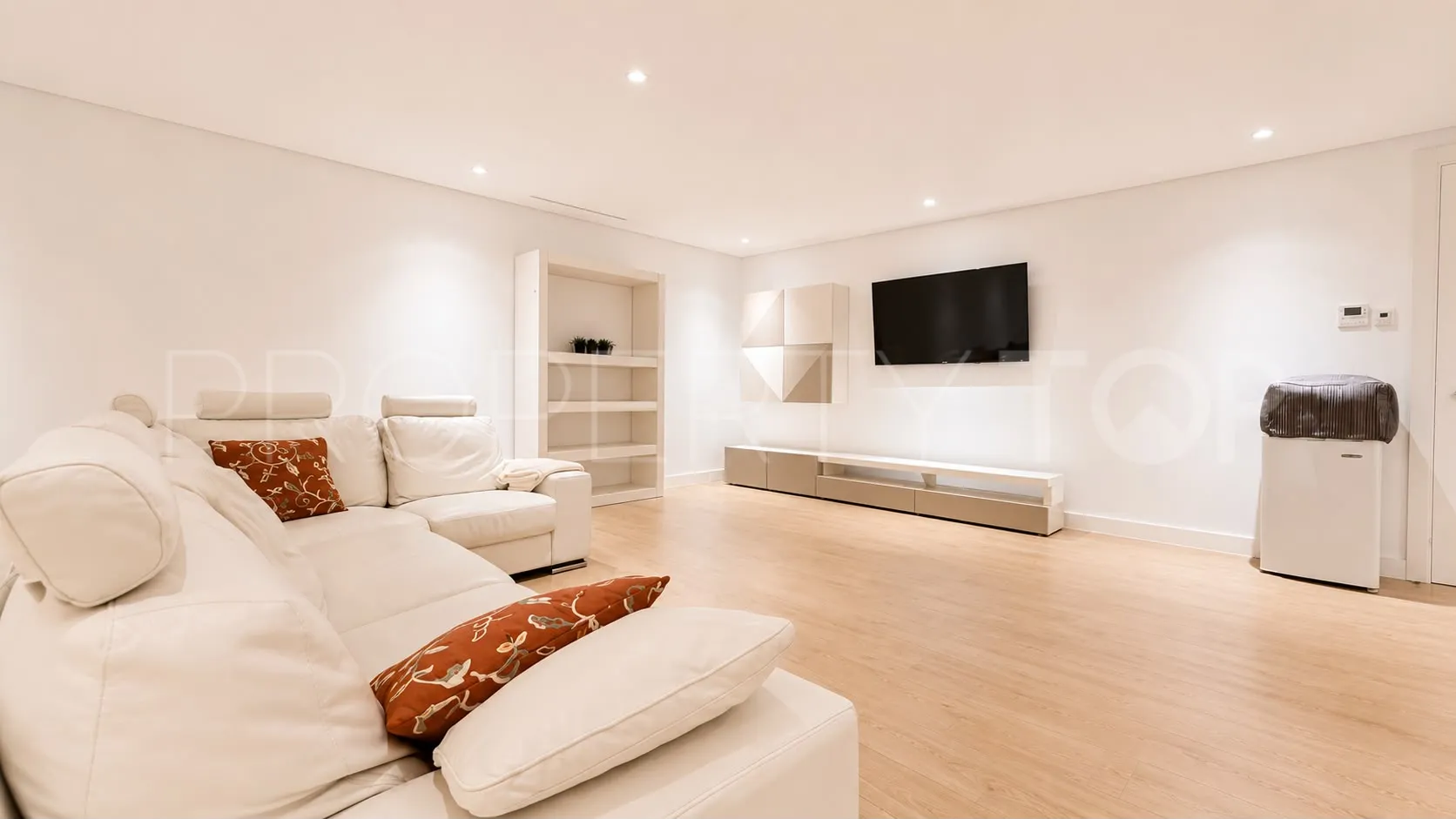 La Reserva de Alcuzcuz, villa en venta de 9 dormitorios