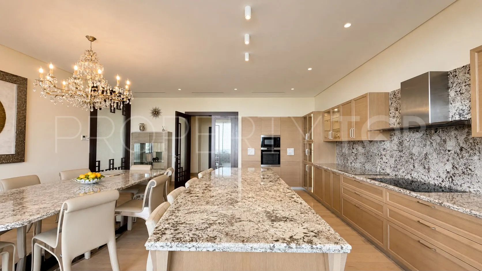 La Reserva de Alcuzcuz, villa en venta de 9 dormitorios
