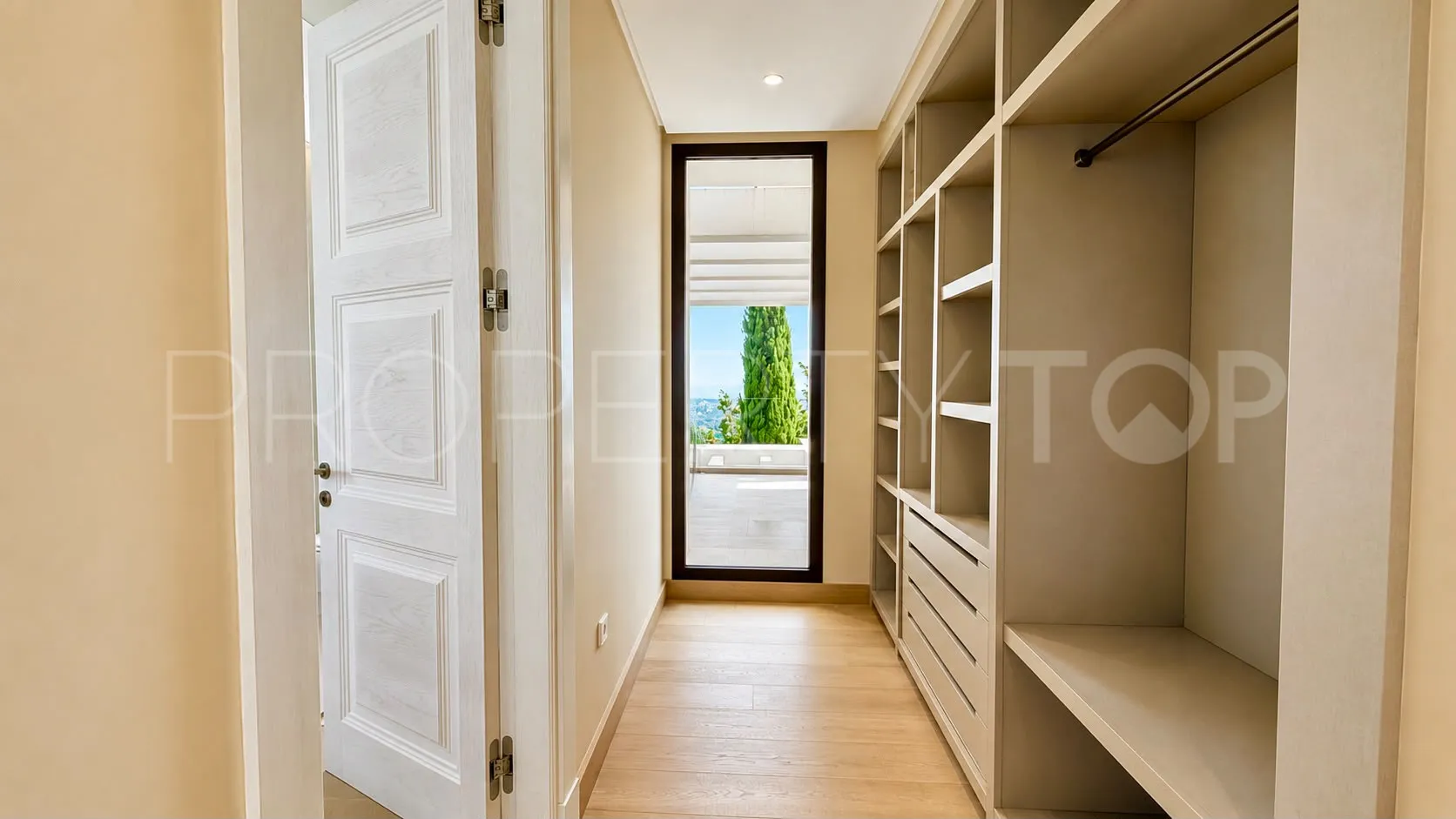 La Reserva de Alcuzcuz, villa en venta de 9 dormitorios